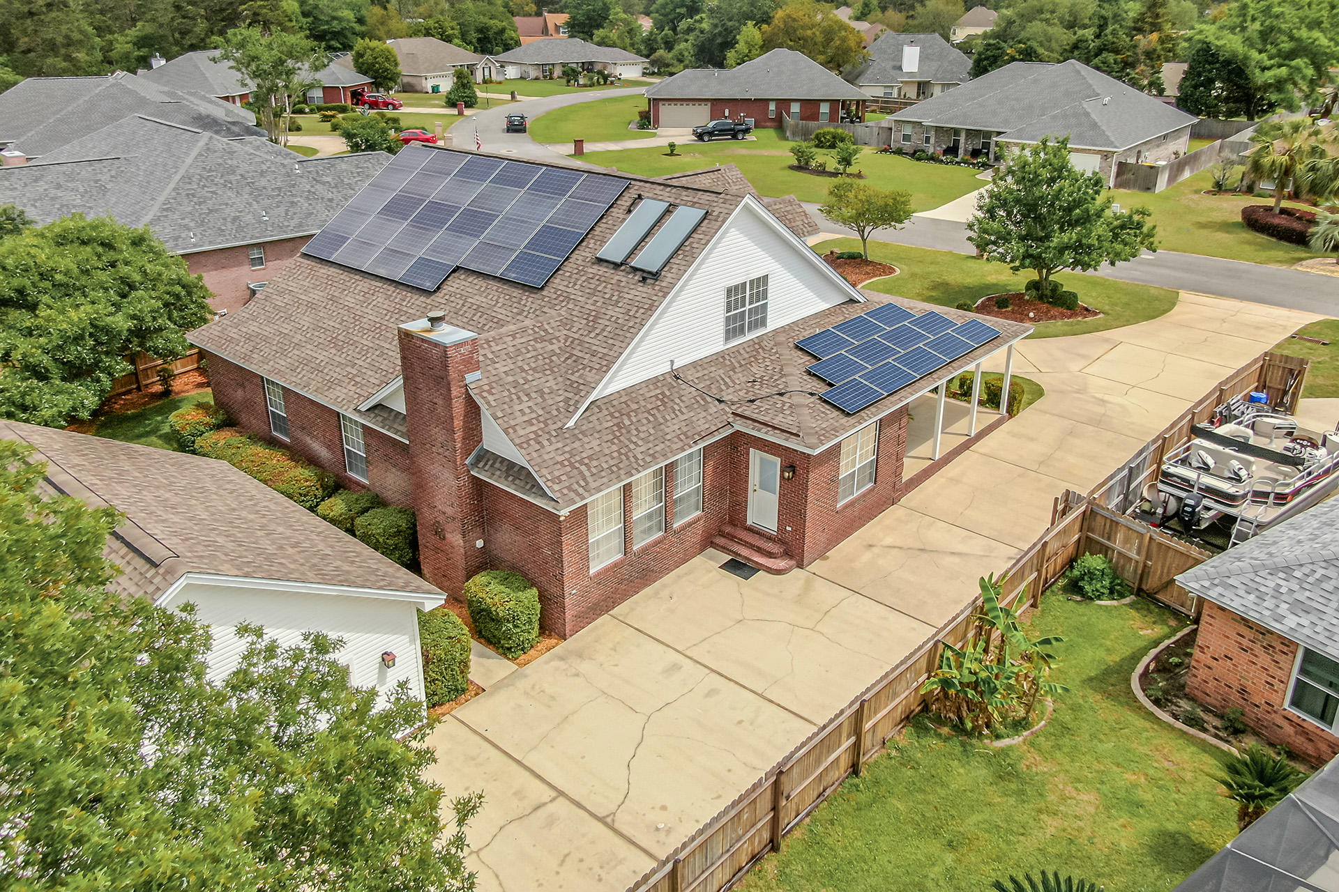 RAINTREE ESTATES - Residential