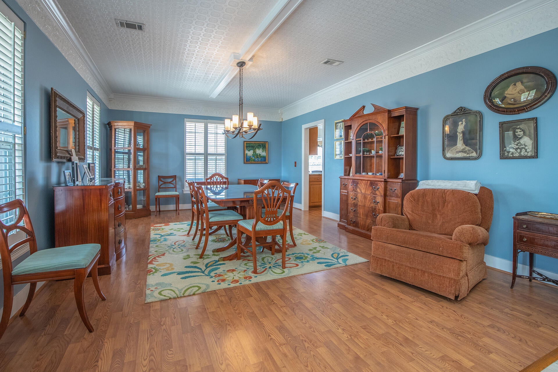 RAINTREE ESTATES - Residential