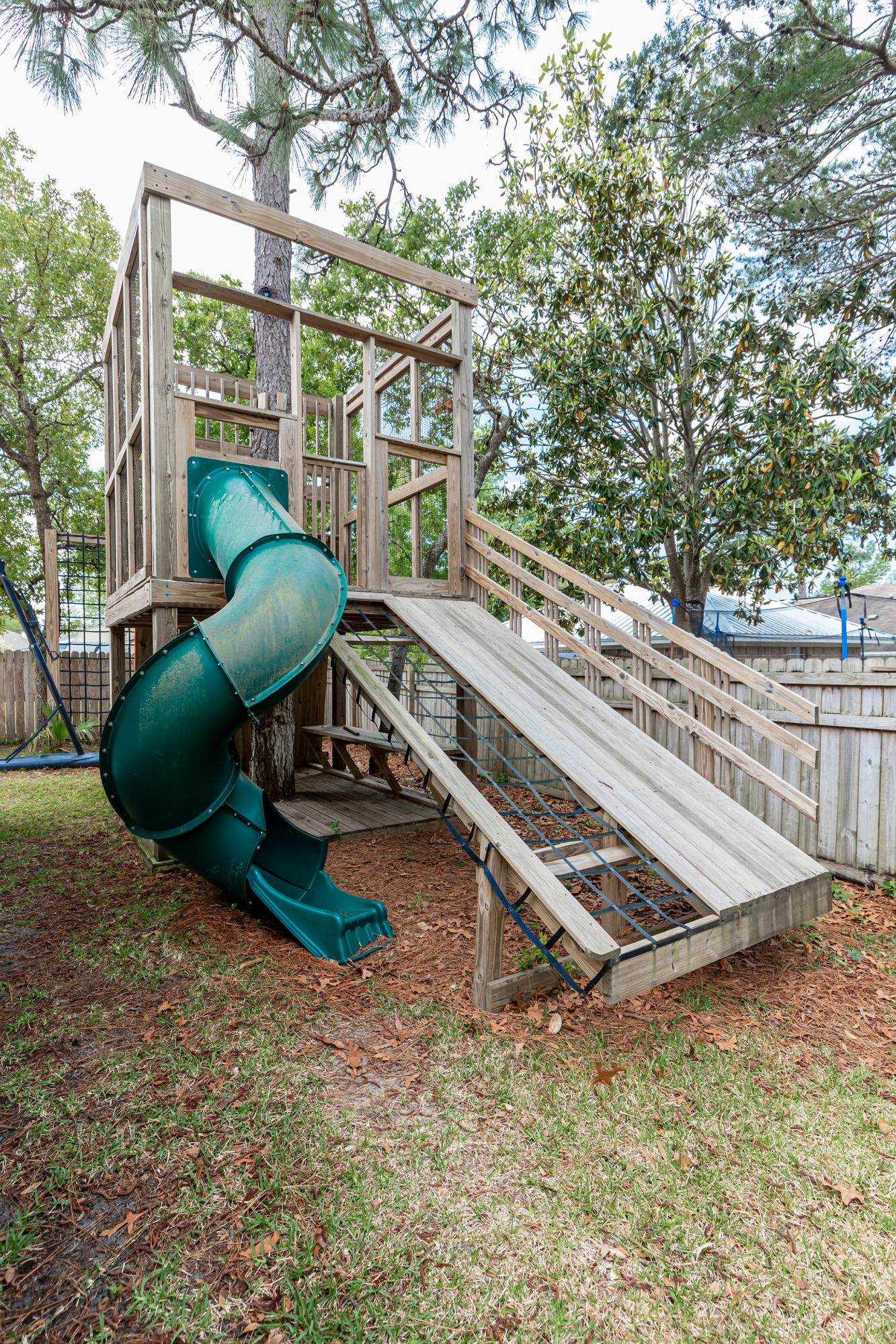 RAINTREE ESTATES - Residential