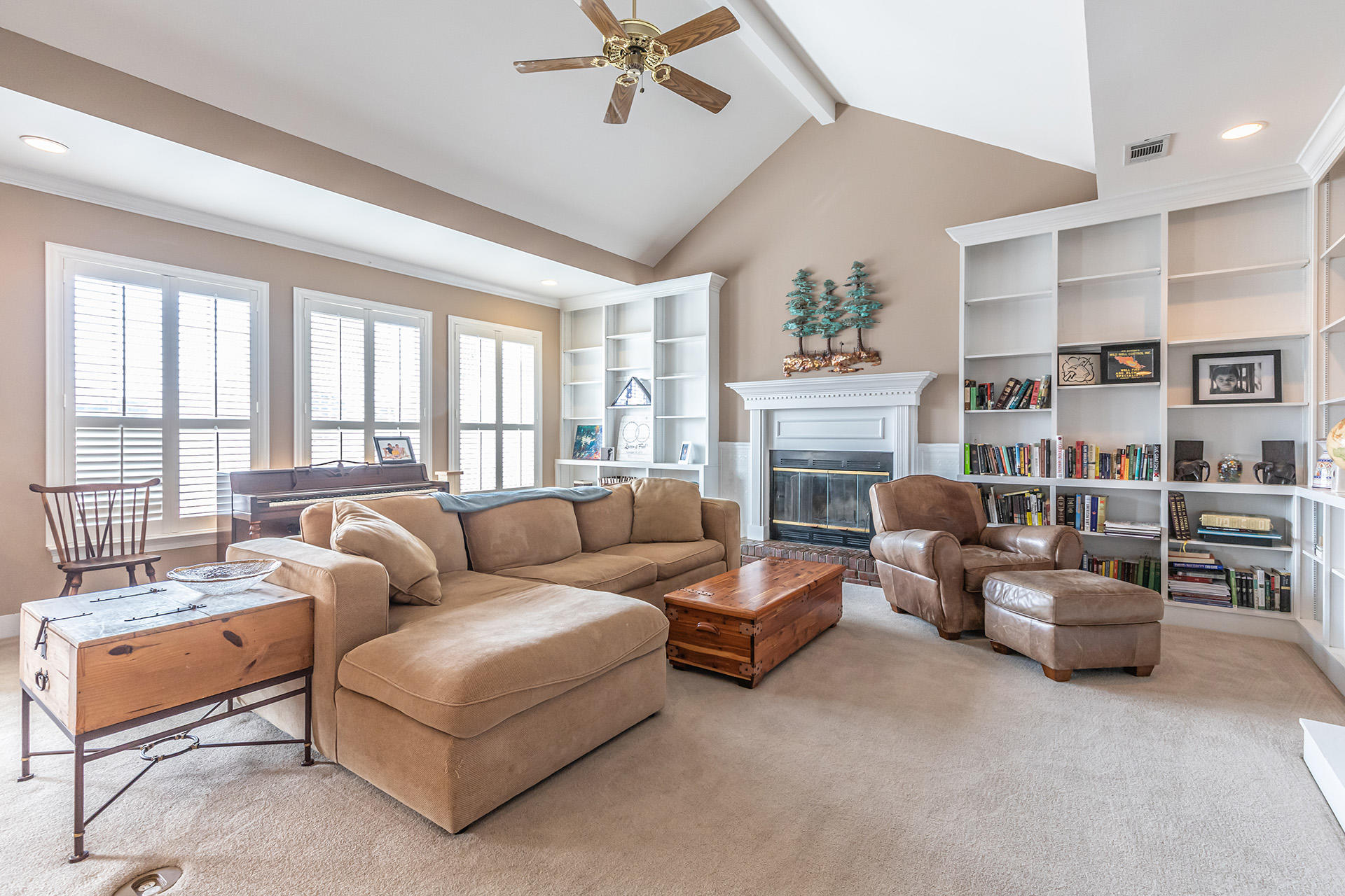 RAINTREE ESTATES - Residential