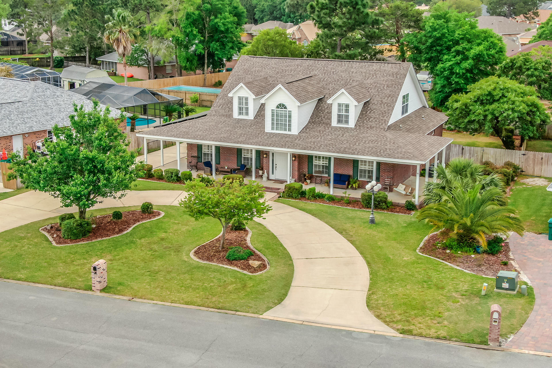 RAINTREE ESTATES - Residential