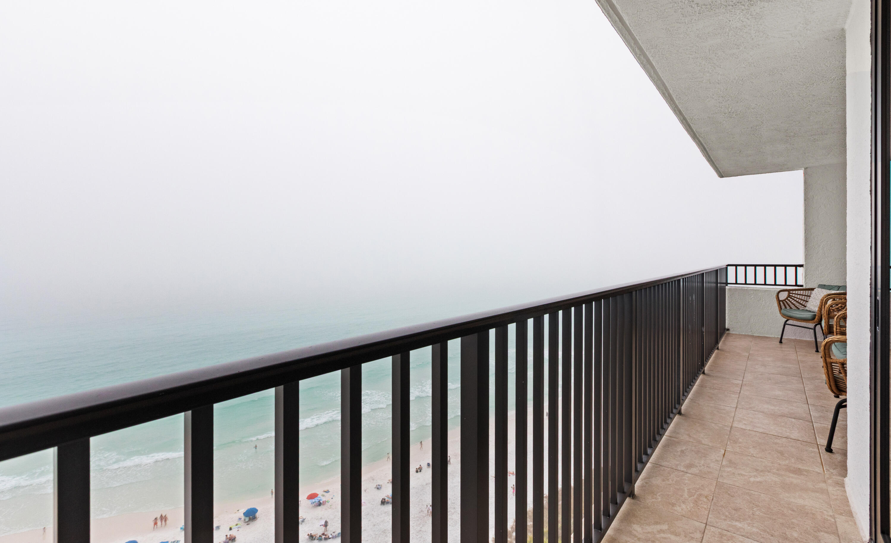 ONE SEAGROVE PLACE CONDOMINIUM - Residential