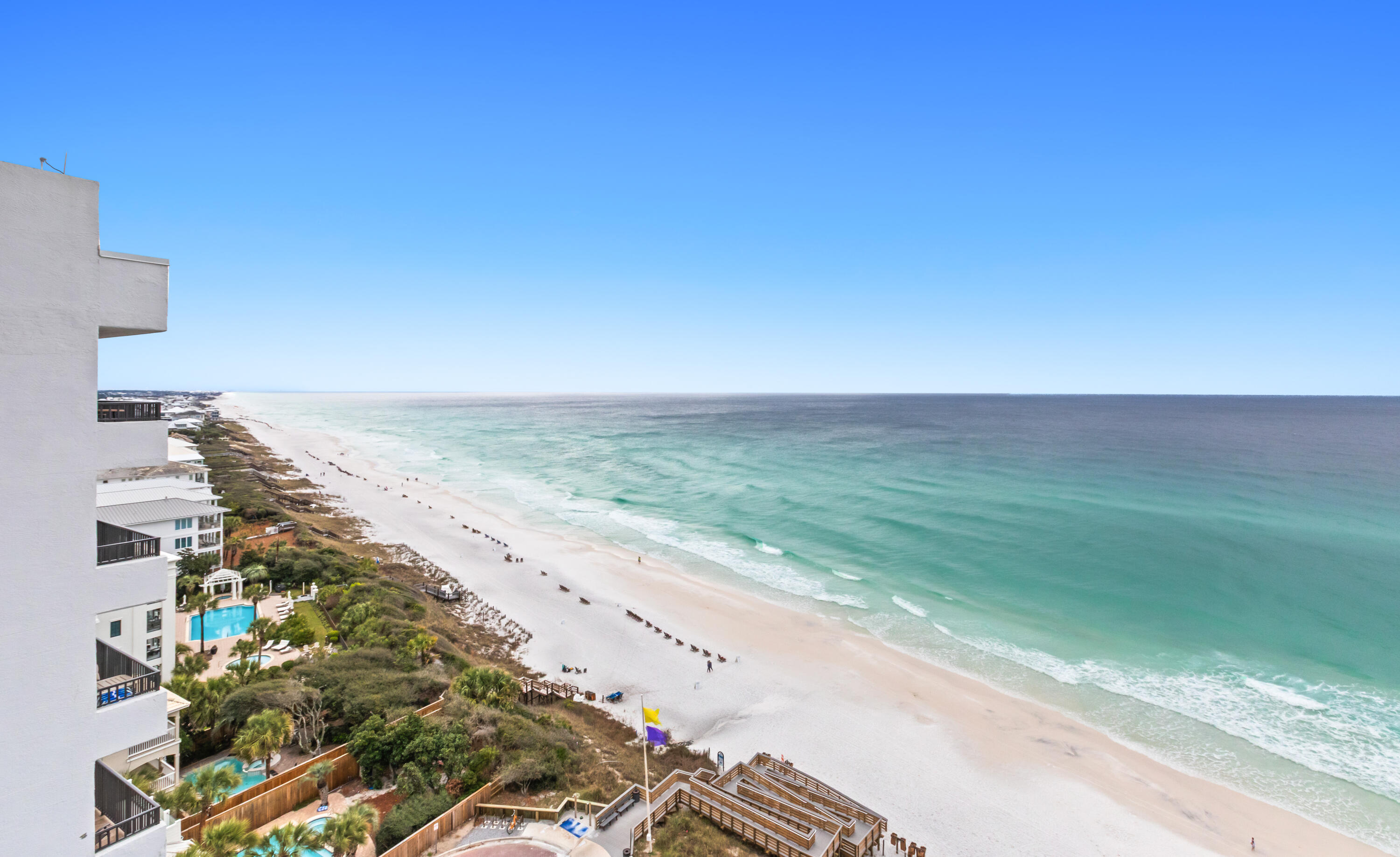 ONE SEAGROVE PLACE CONDOMINIUM - Residential