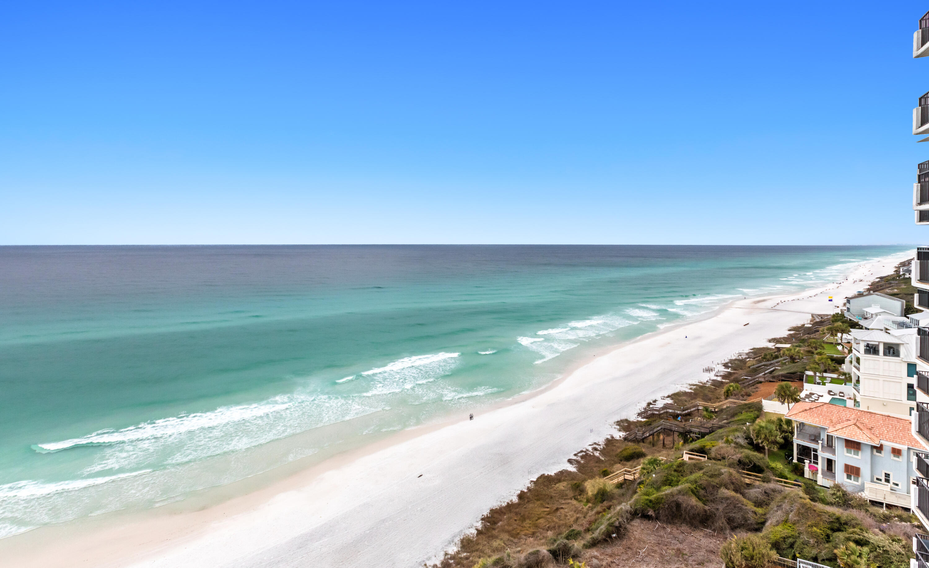 ONE SEAGROVE PLACE CONDOMINIUM - Residential