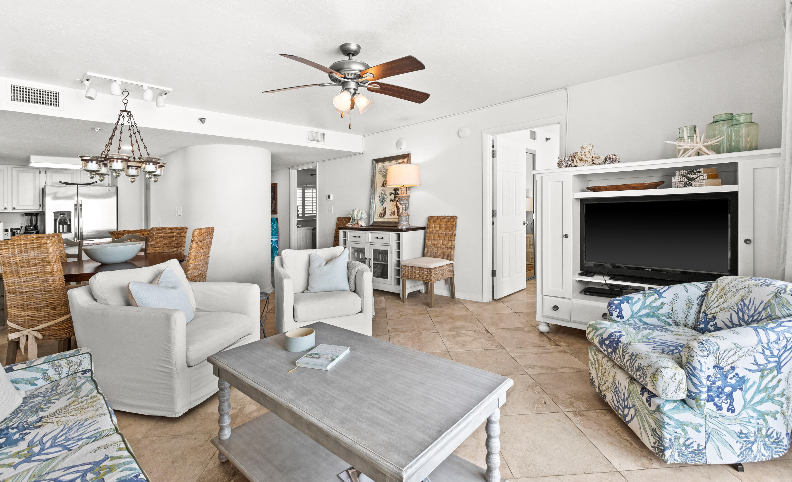 ONE SEAGROVE PLACE CONDOMINIUM - Residential