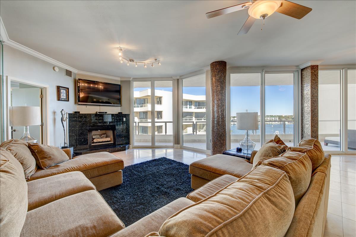 EAST PASS TOWERS CONDO PH 2 - Residential