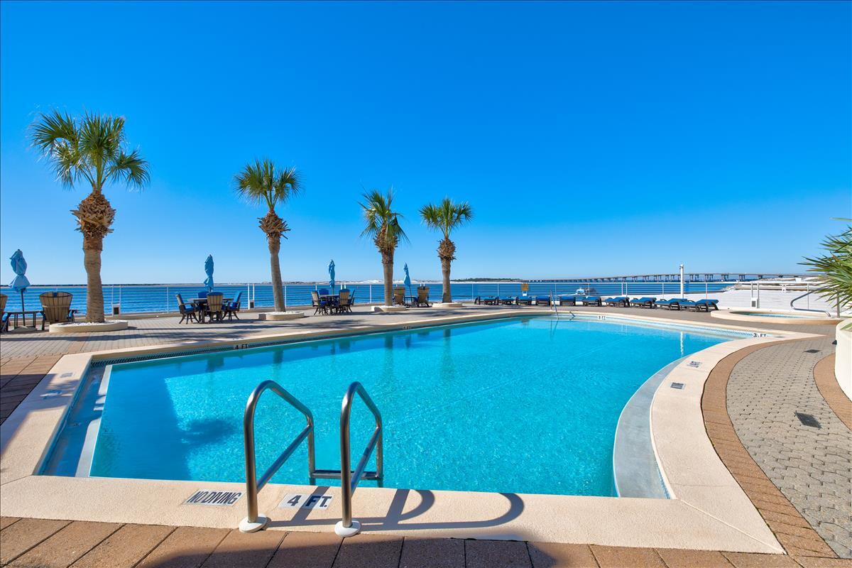 EAST PASS TOWERS CONDO PH 2 - Residential