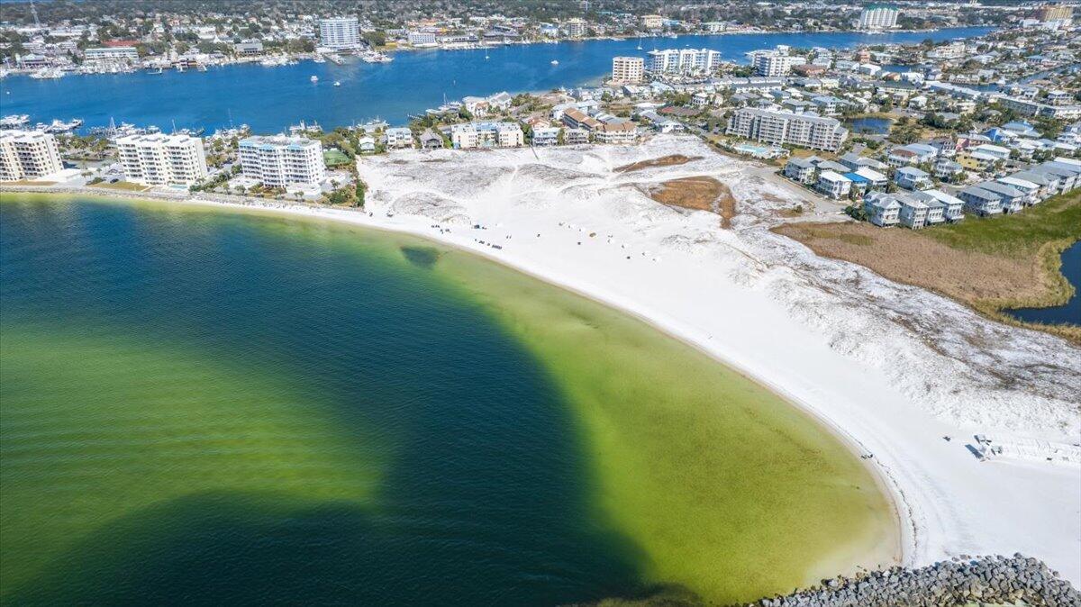 EAST PASS TOWERS CONDO PH 2 - Residential