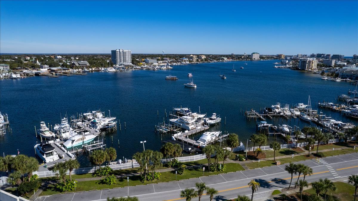 EAST PASS TOWERS CONDO PH 2 - Residential