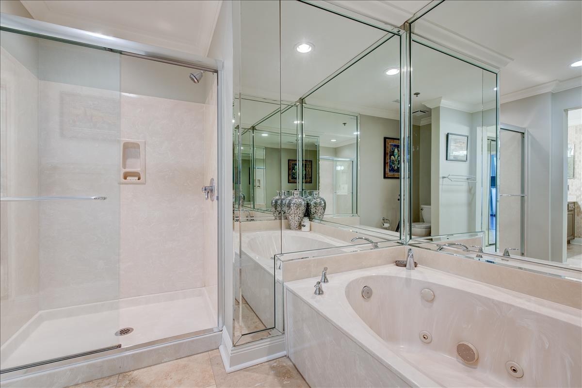 EAST PASS TOWERS CONDO PH 2 - Residential