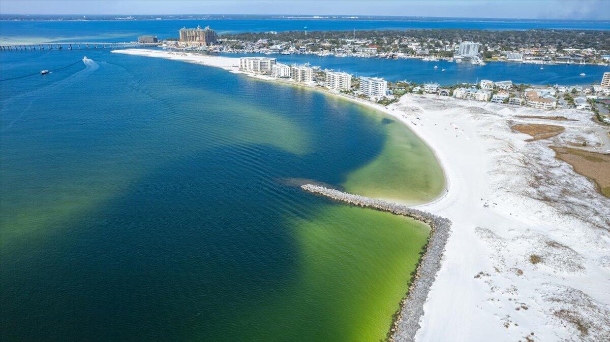 EAST PASS TOWERS CONDO PH 2 - Residential