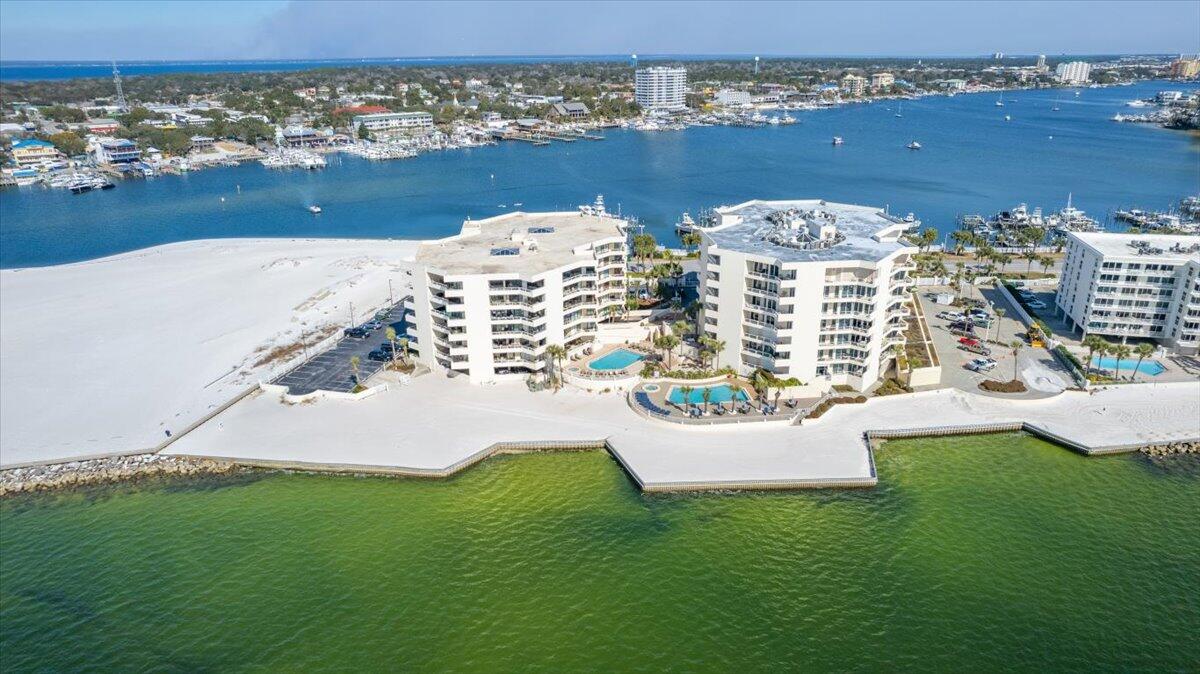 EAST PASS TOWERS CONDO PH 2 - Residential