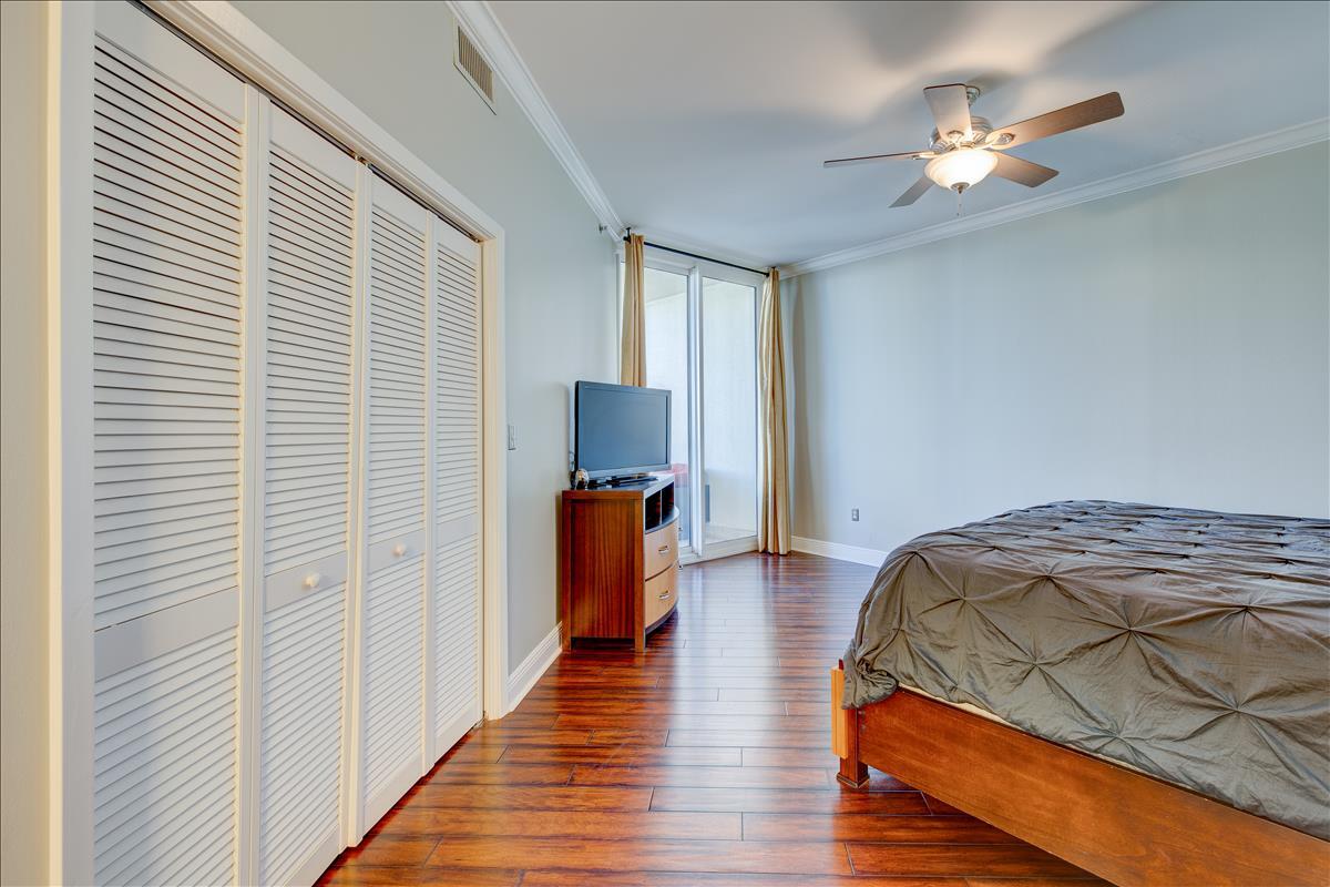 EAST PASS TOWERS CONDO PH 2 - Residential