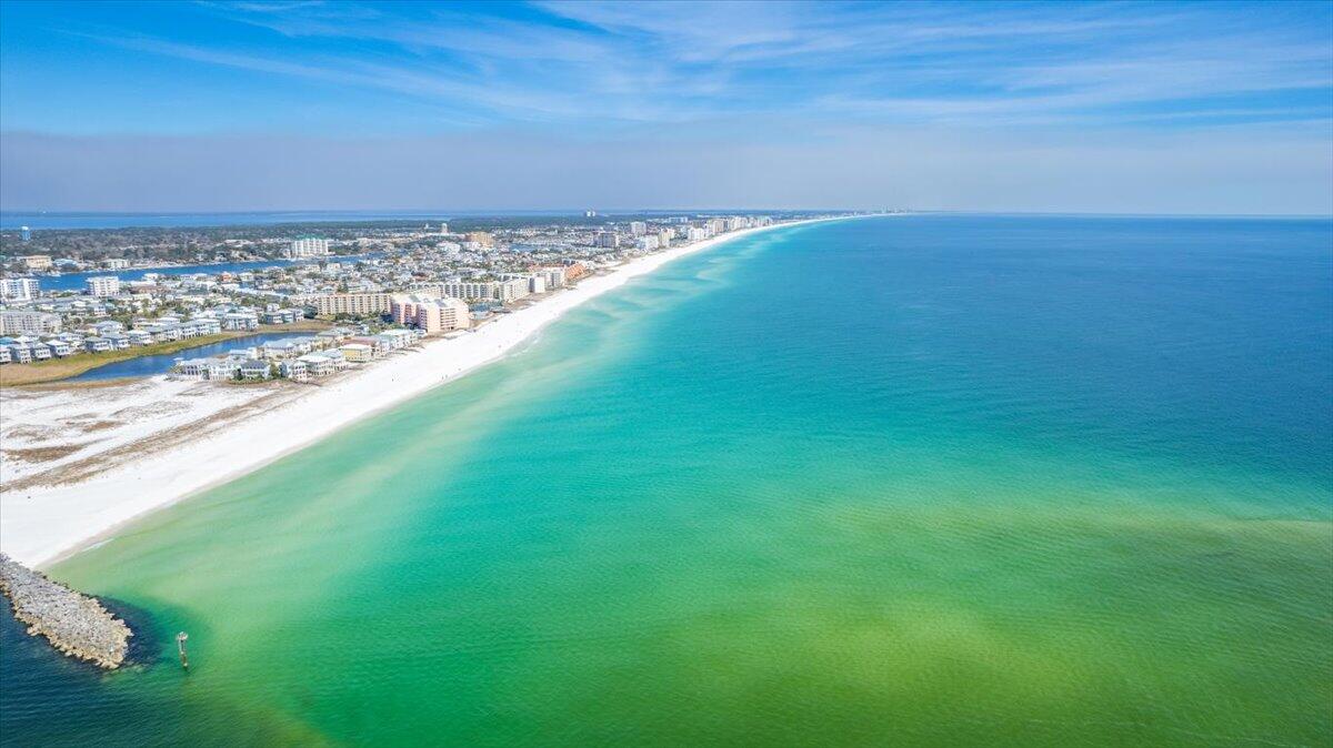 EAST PASS TOWERS CONDO PH 2 - Residential