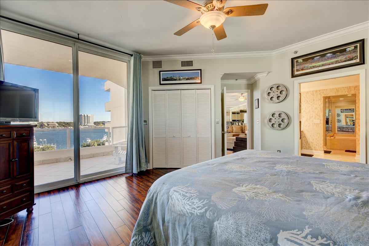 EAST PASS TOWERS CONDO PH 2 - Residential