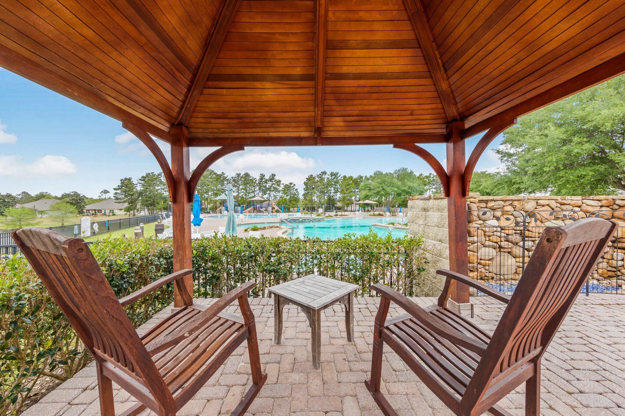 HAMMOCK BAY - Residential