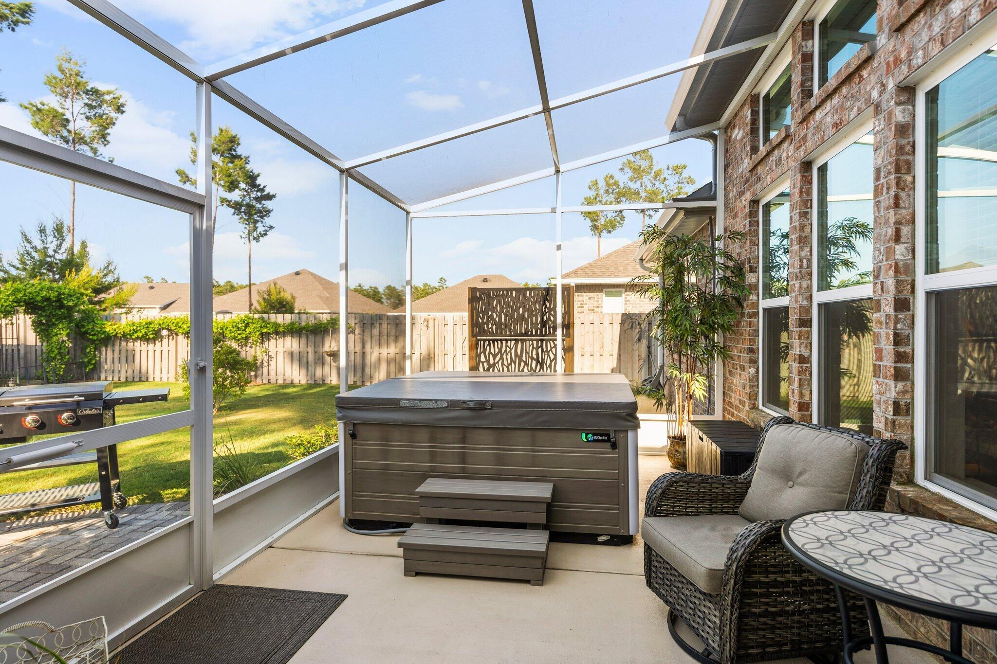 HAMMOCK BAY - Residential