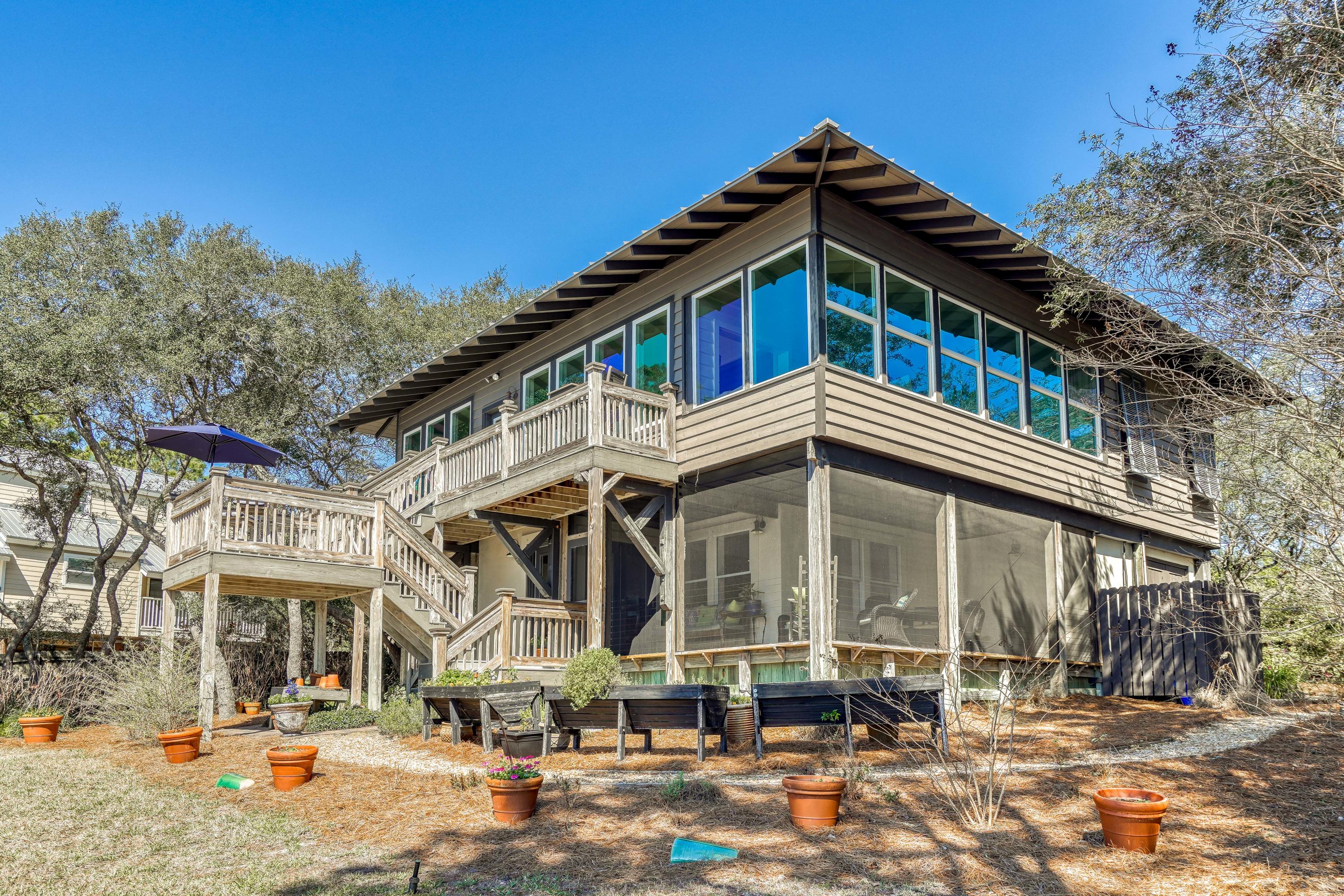 BEACH HIGHLAND - Residential