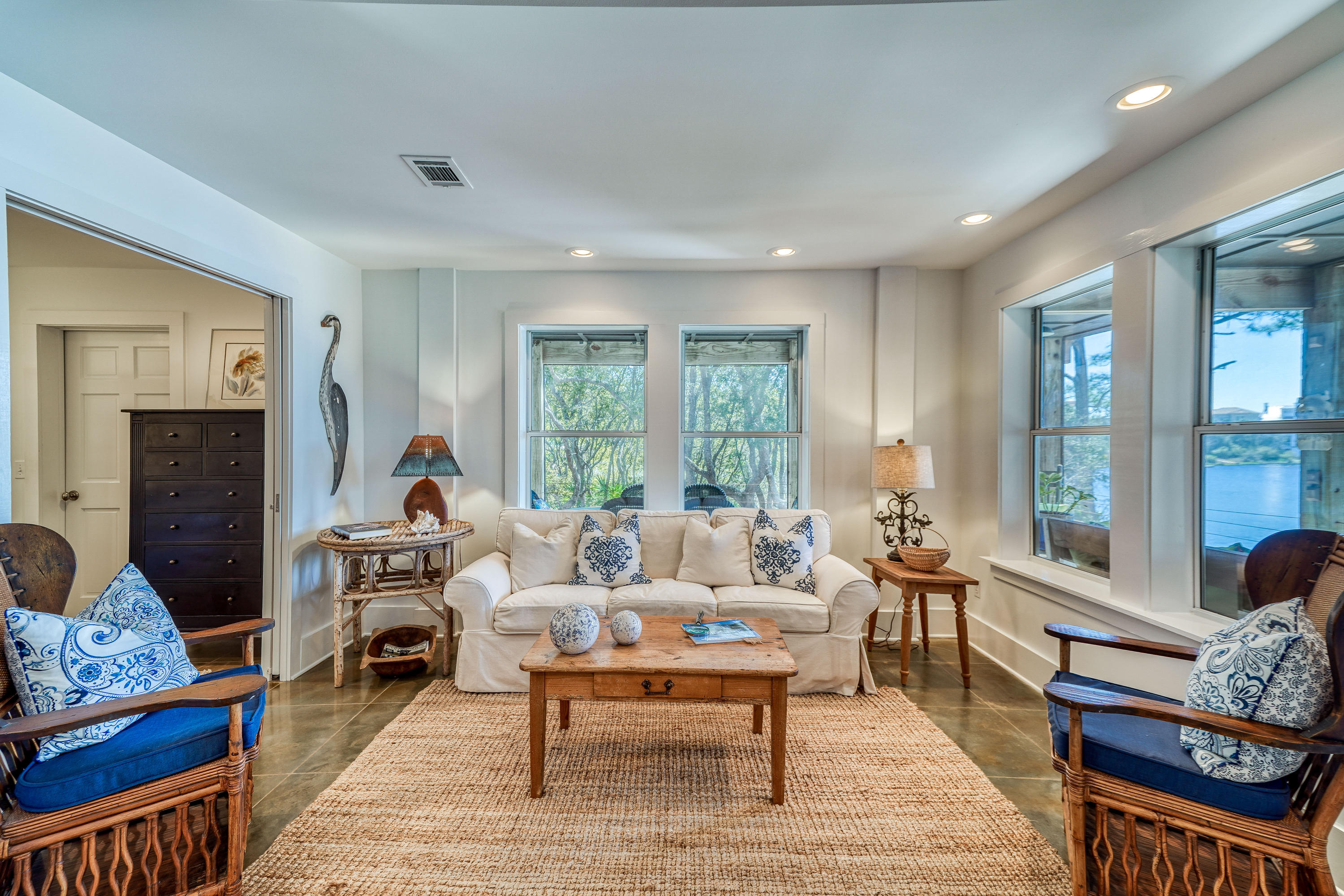 BEACH HIGHLAND - Residential