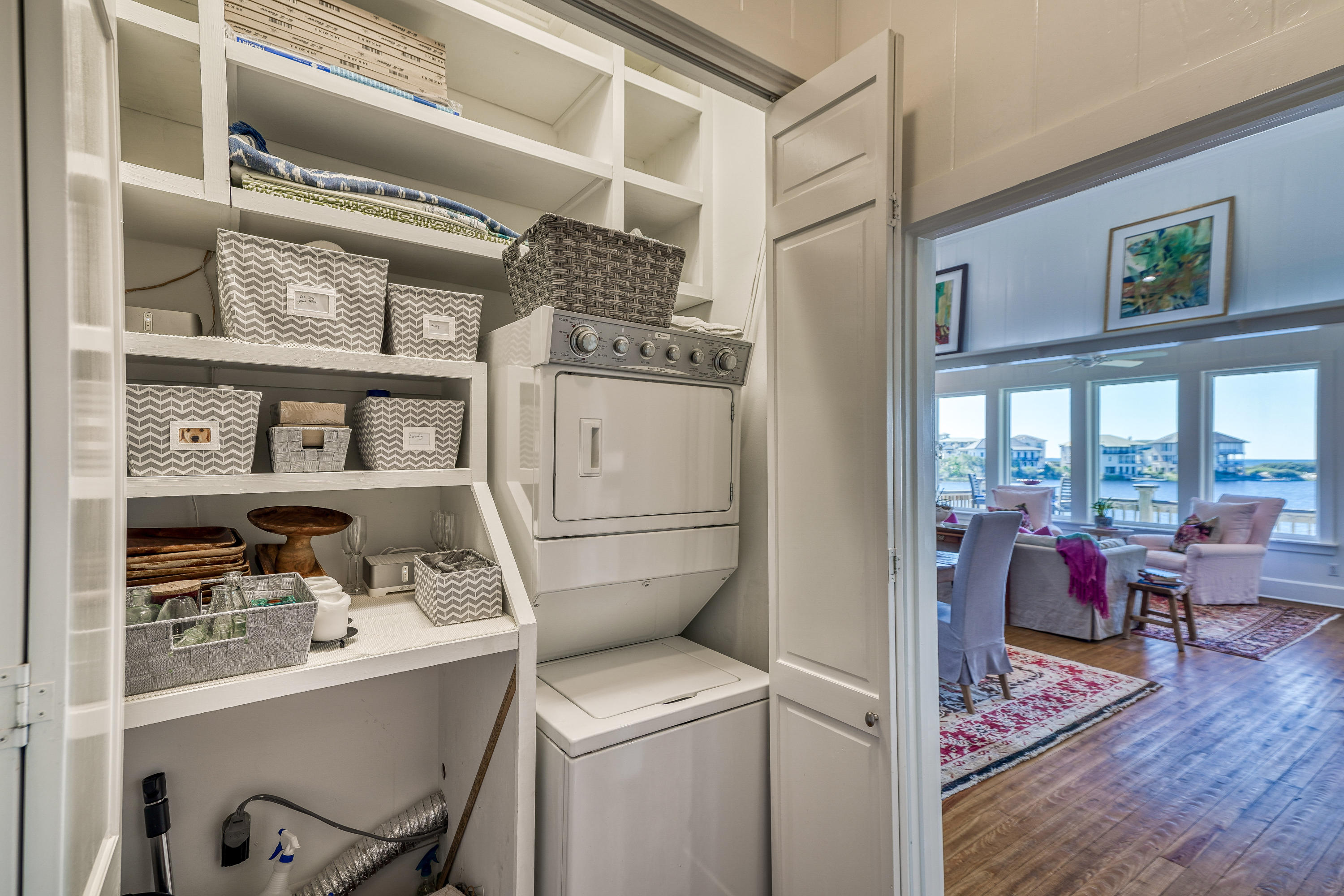 BEACH HIGHLAND - Residential