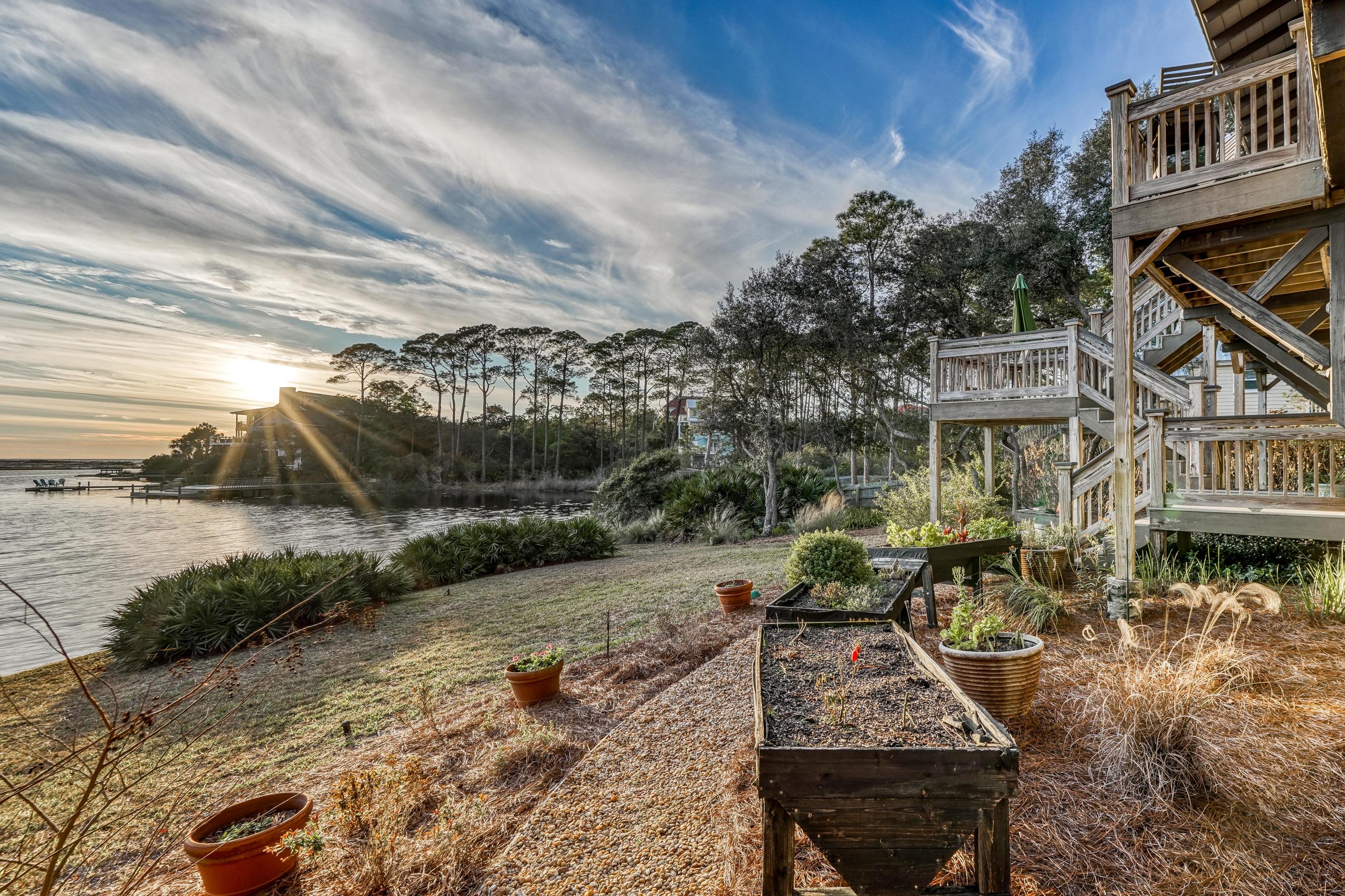 BEACH HIGHLAND - Residential