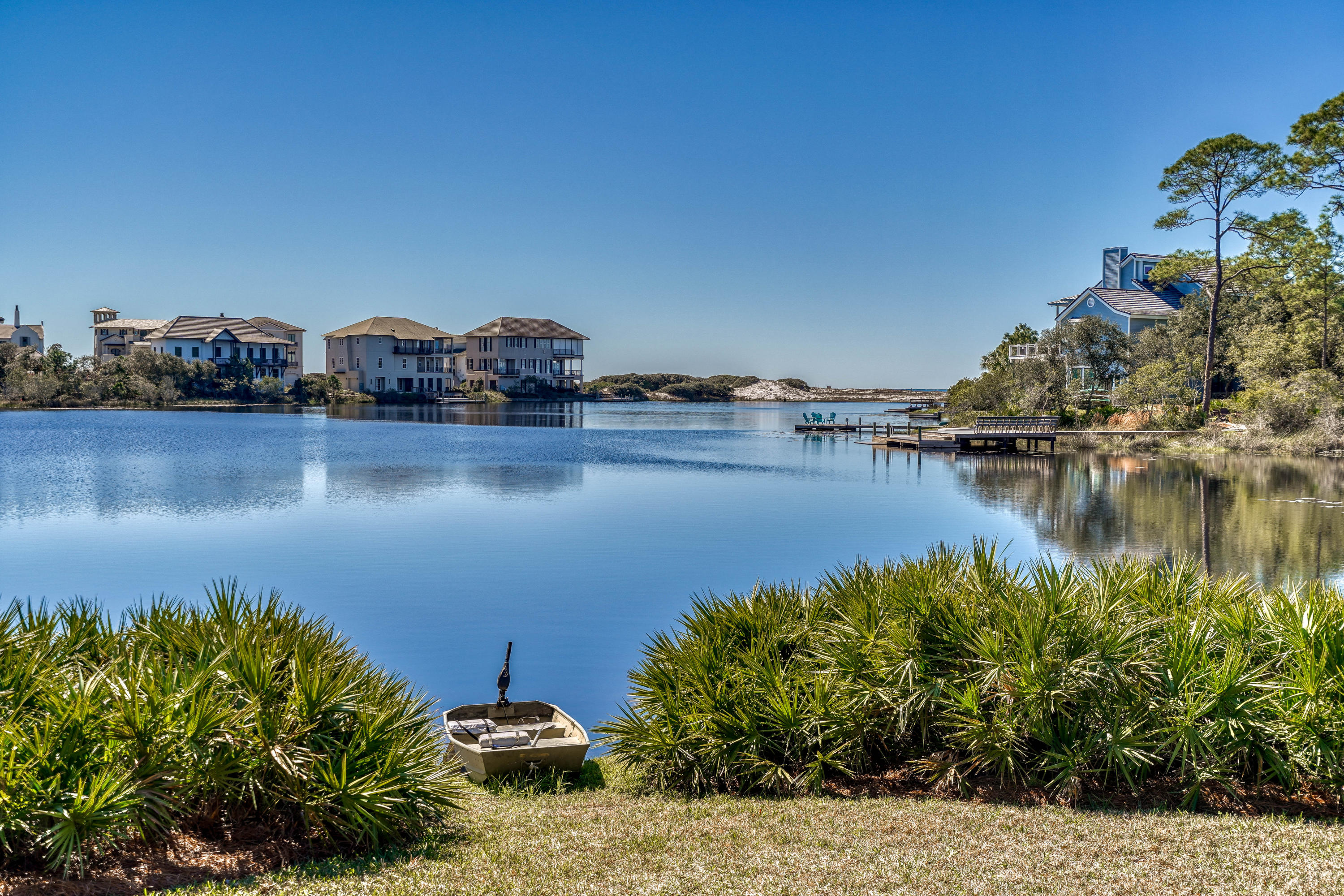 BEACH HIGHLAND - Residential