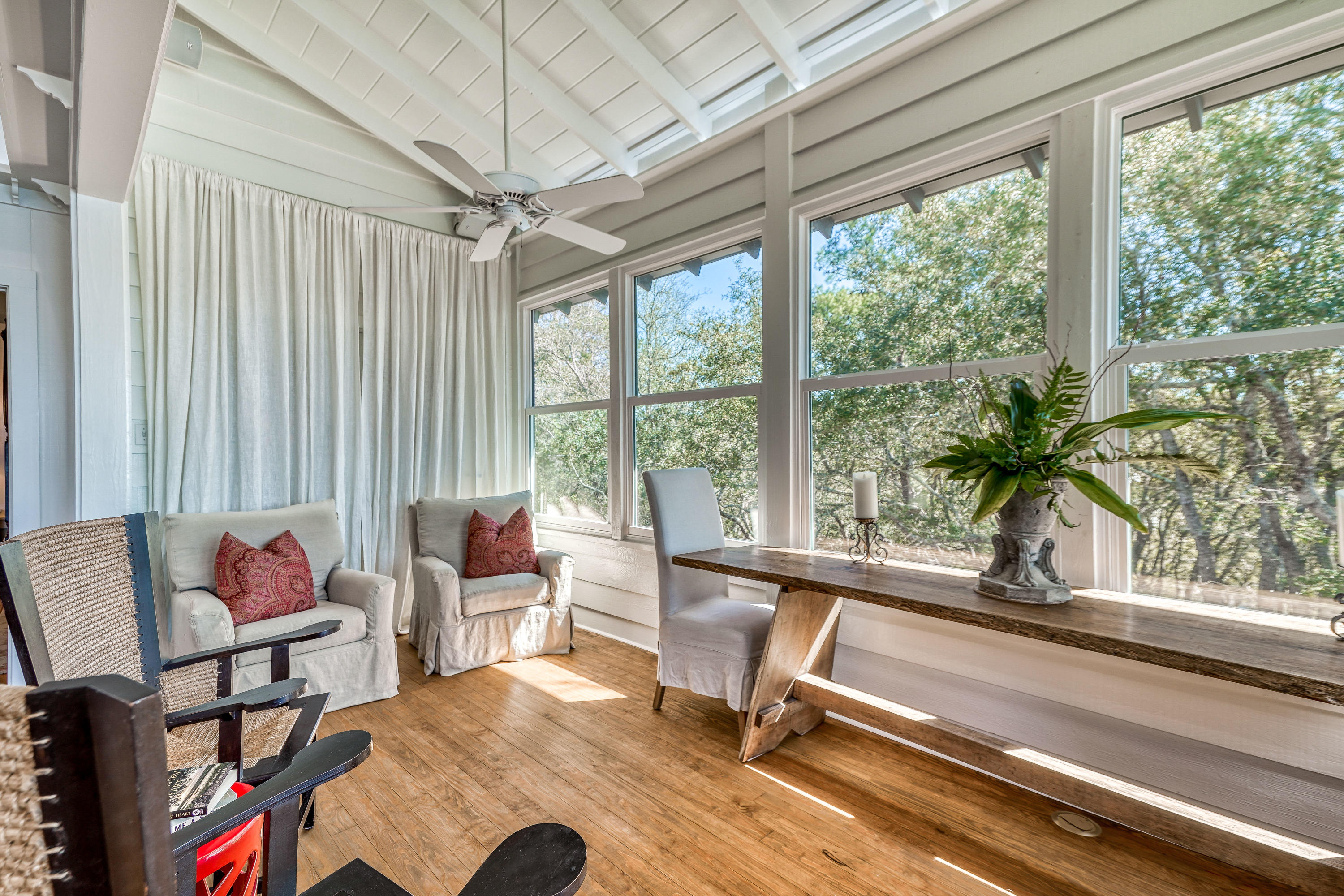 BEACH HIGHLAND - Residential