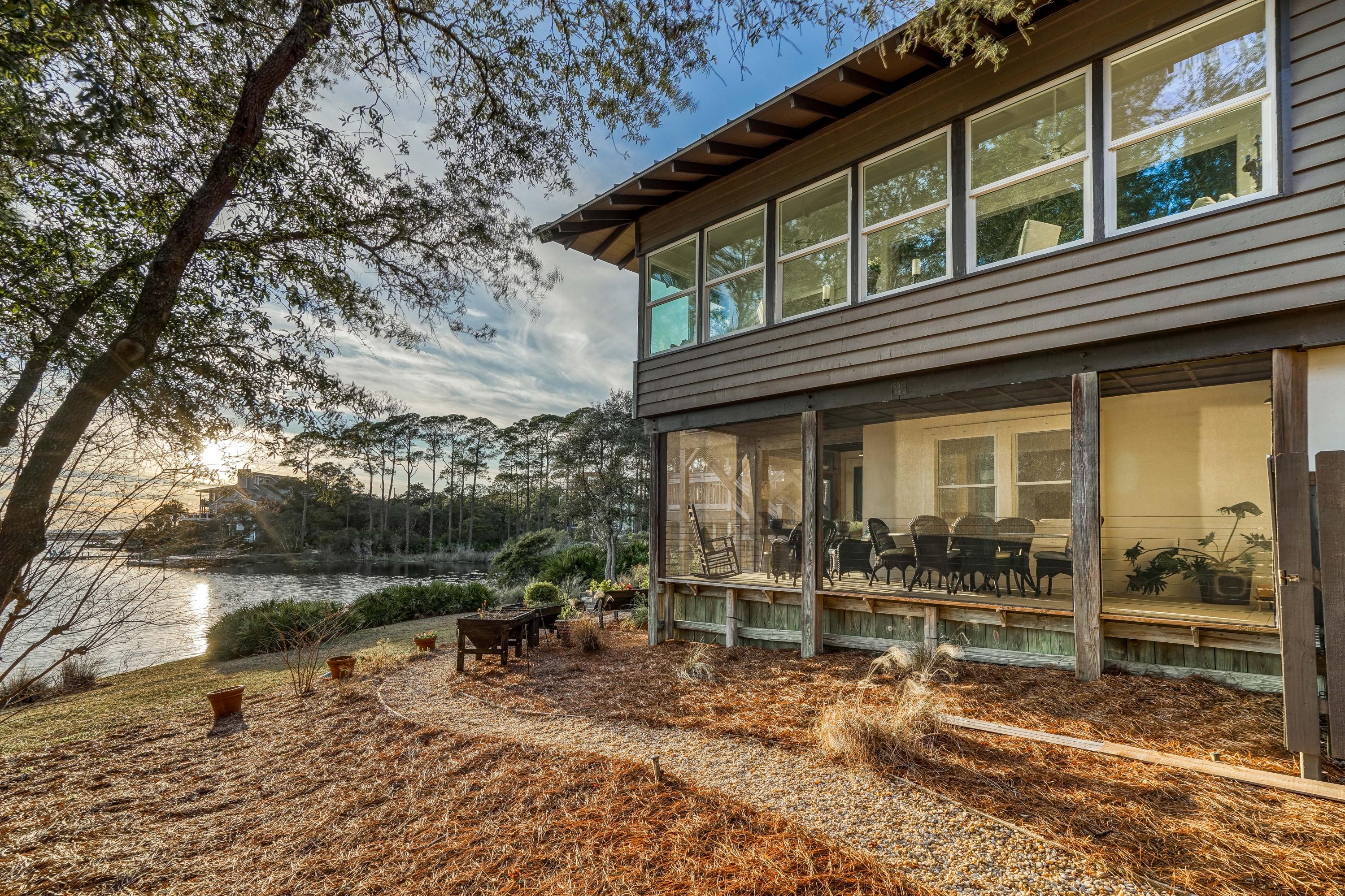 BEACH HIGHLAND - Residential