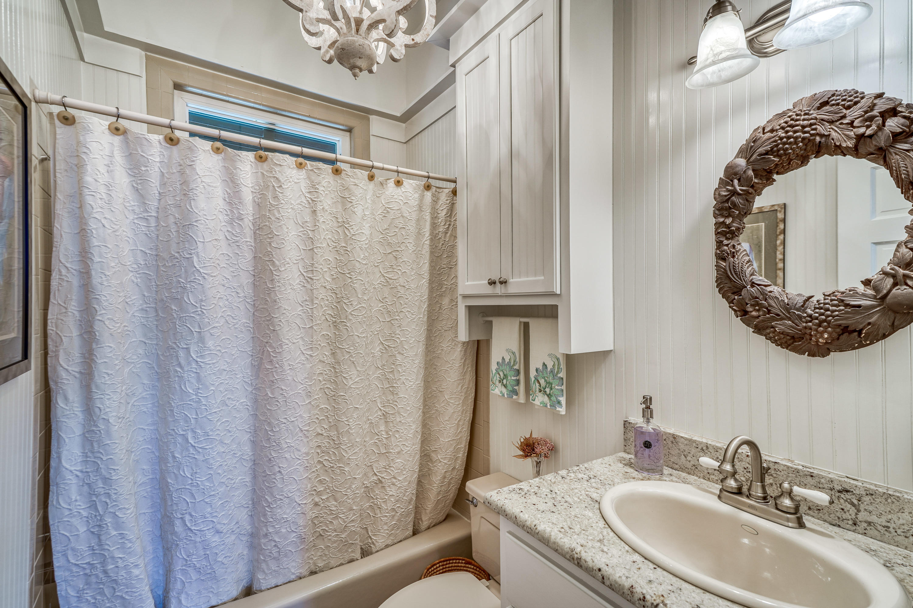 BEACH HIGHLAND - Residential