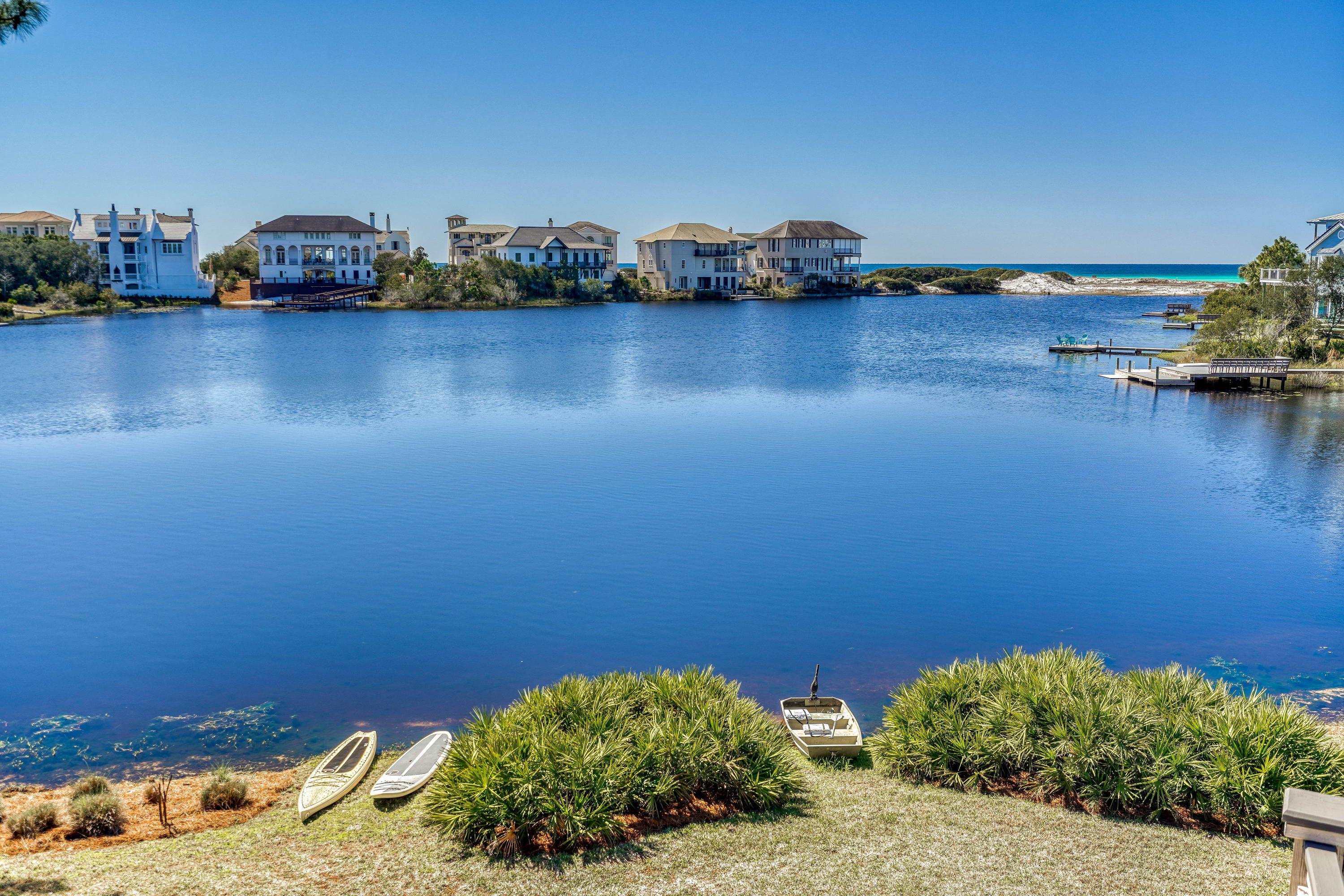 BEACH HIGHLAND - Residential