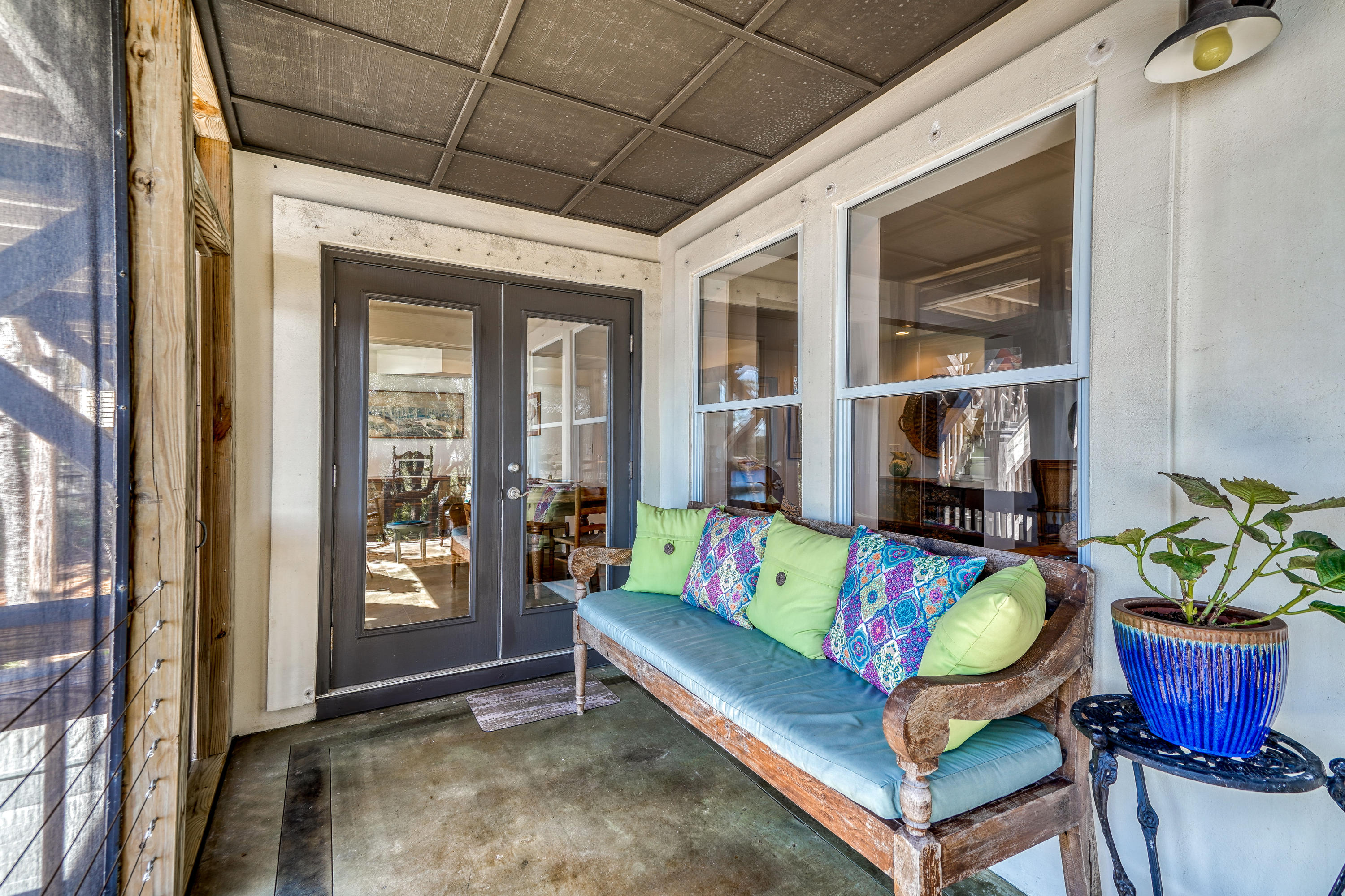 BEACH HIGHLAND - Residential