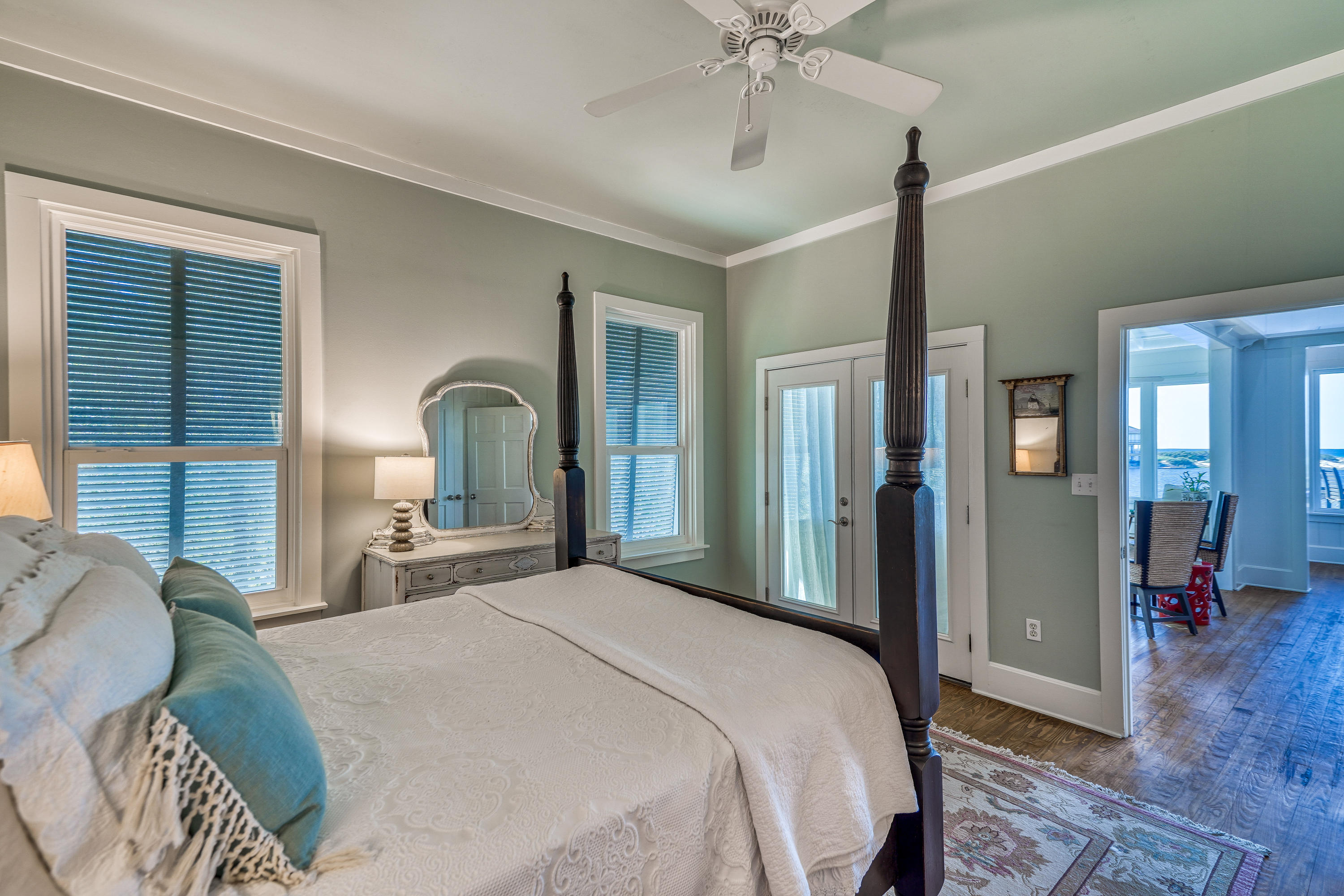 BEACH HIGHLAND - Residential