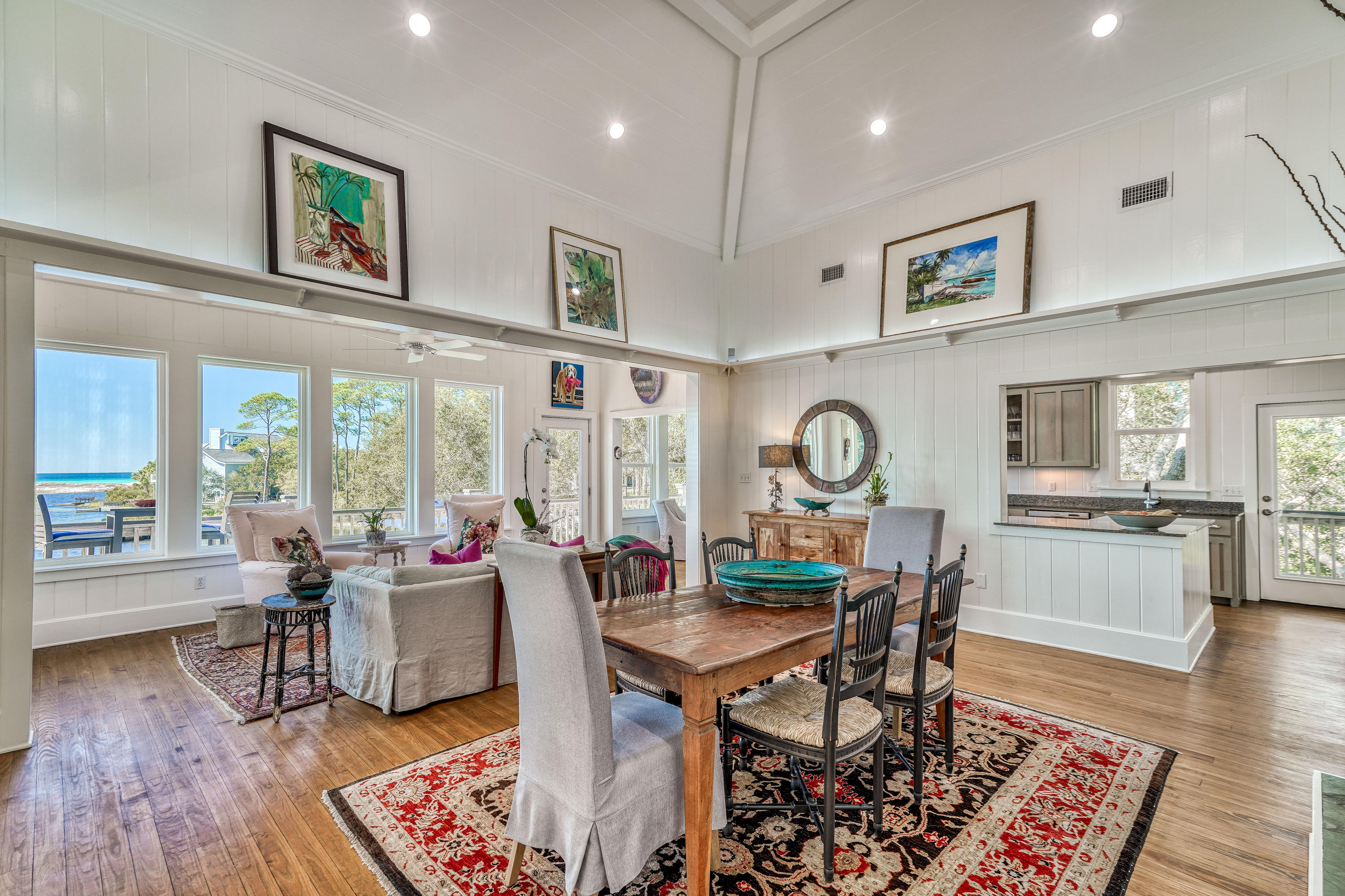 BEACH HIGHLAND - Residential