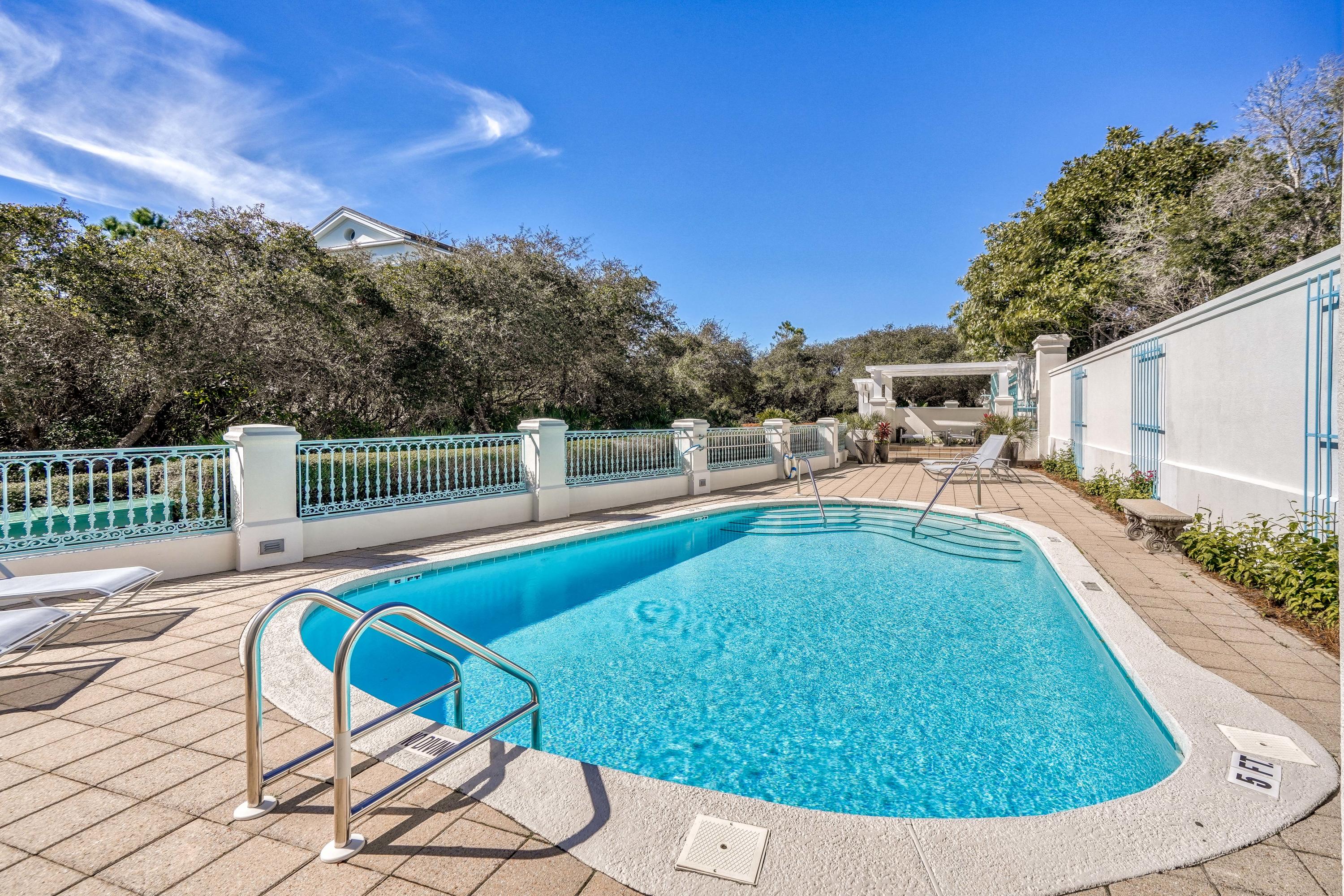 JASMINE DUNES - Land