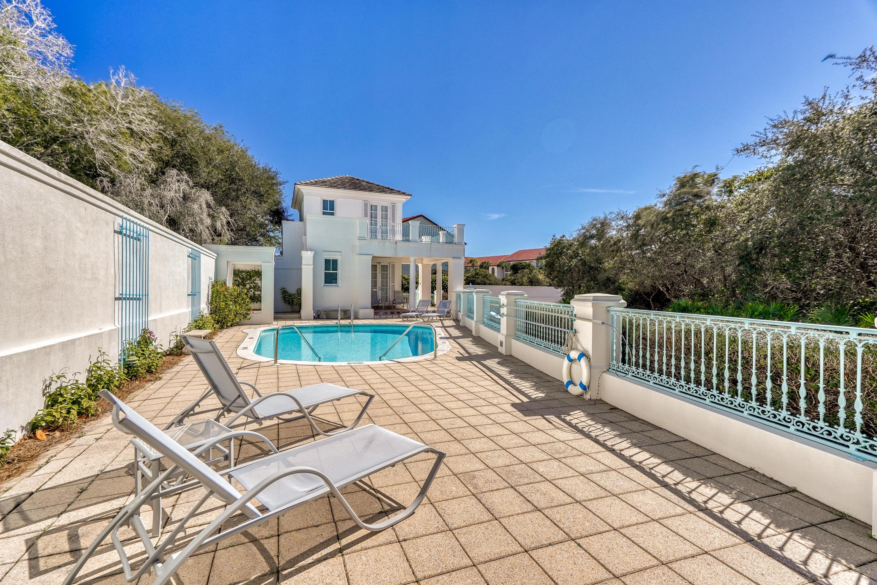 JASMINE DUNES - Land