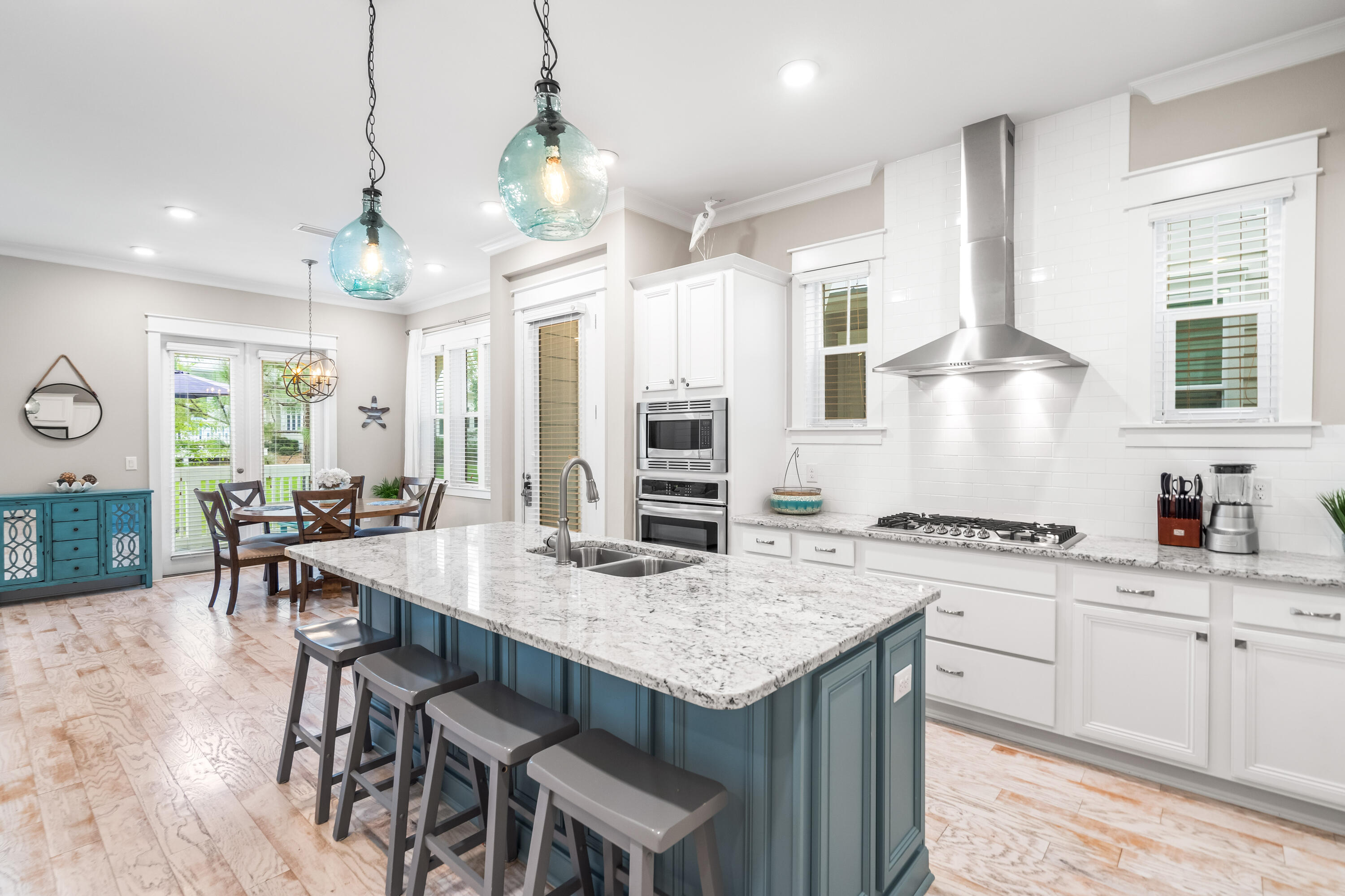 PROMINENCE/TRIPLEXES - Residential