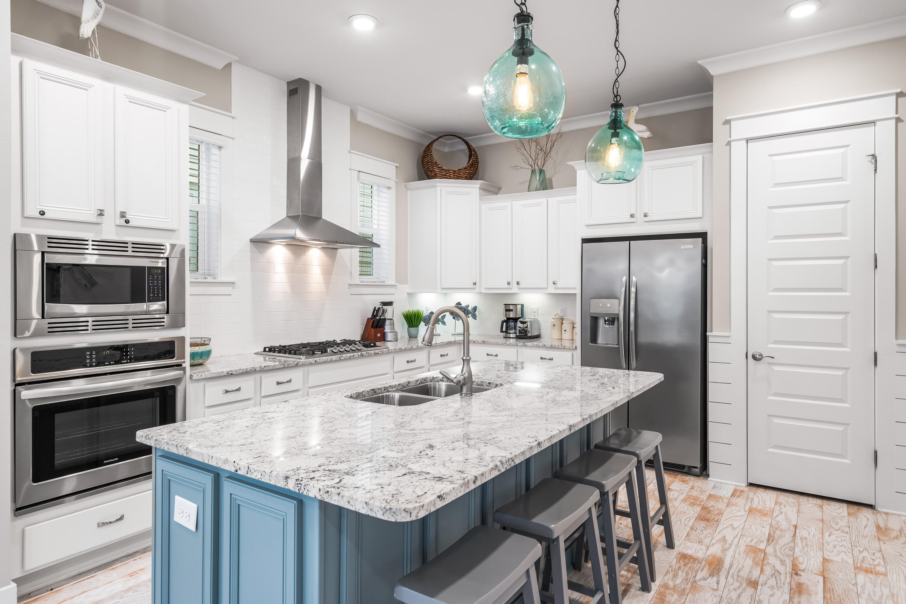 PROMINENCE/TRIPLEXES - Residential