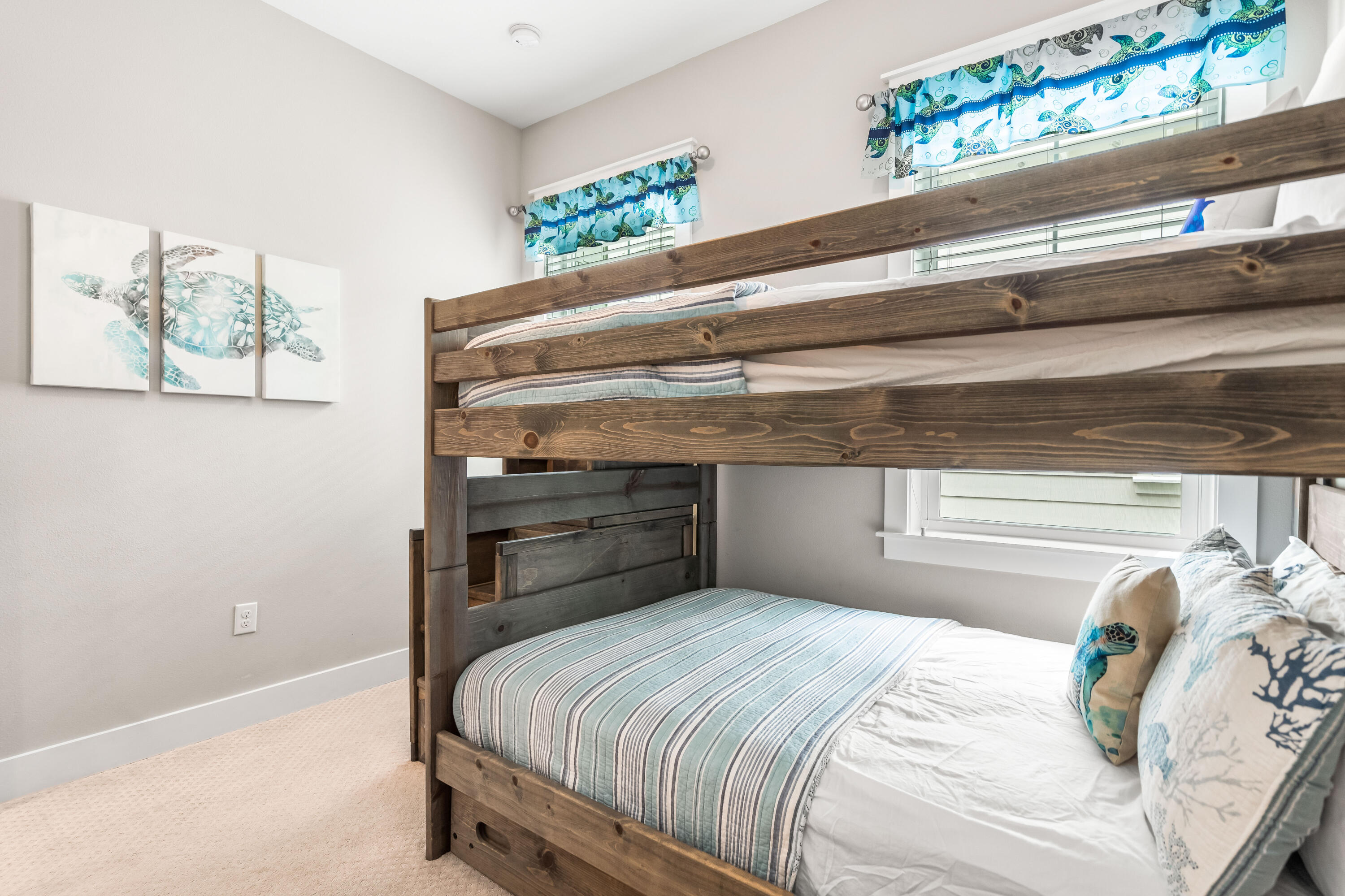 PROMINENCE/TRIPLEXES - Residential