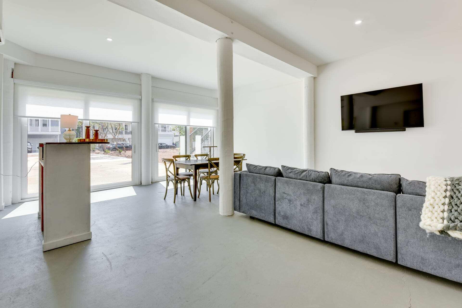 METES & BOUNDS - Residential Lease