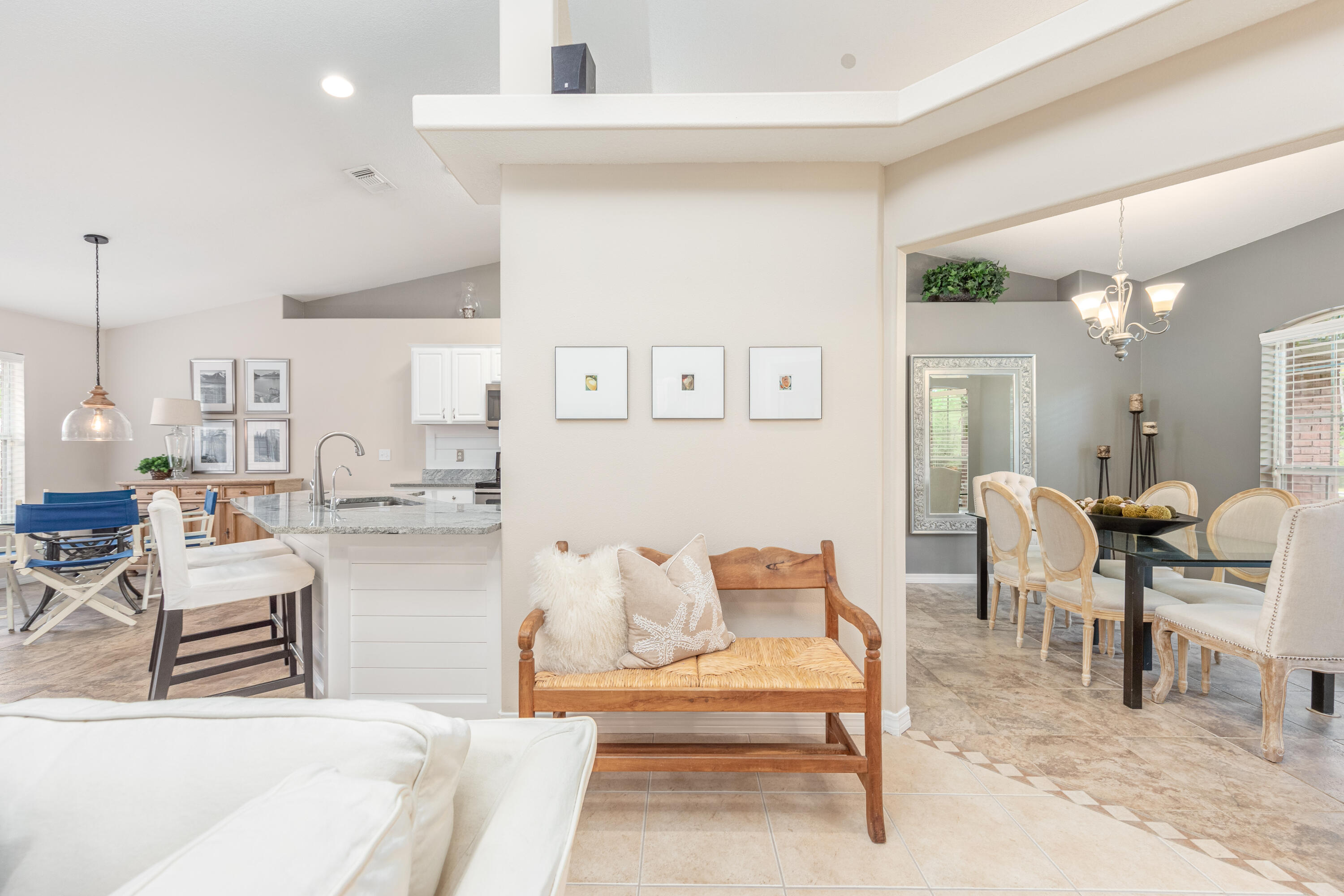 HOLLEY BY THE SEA - Residential