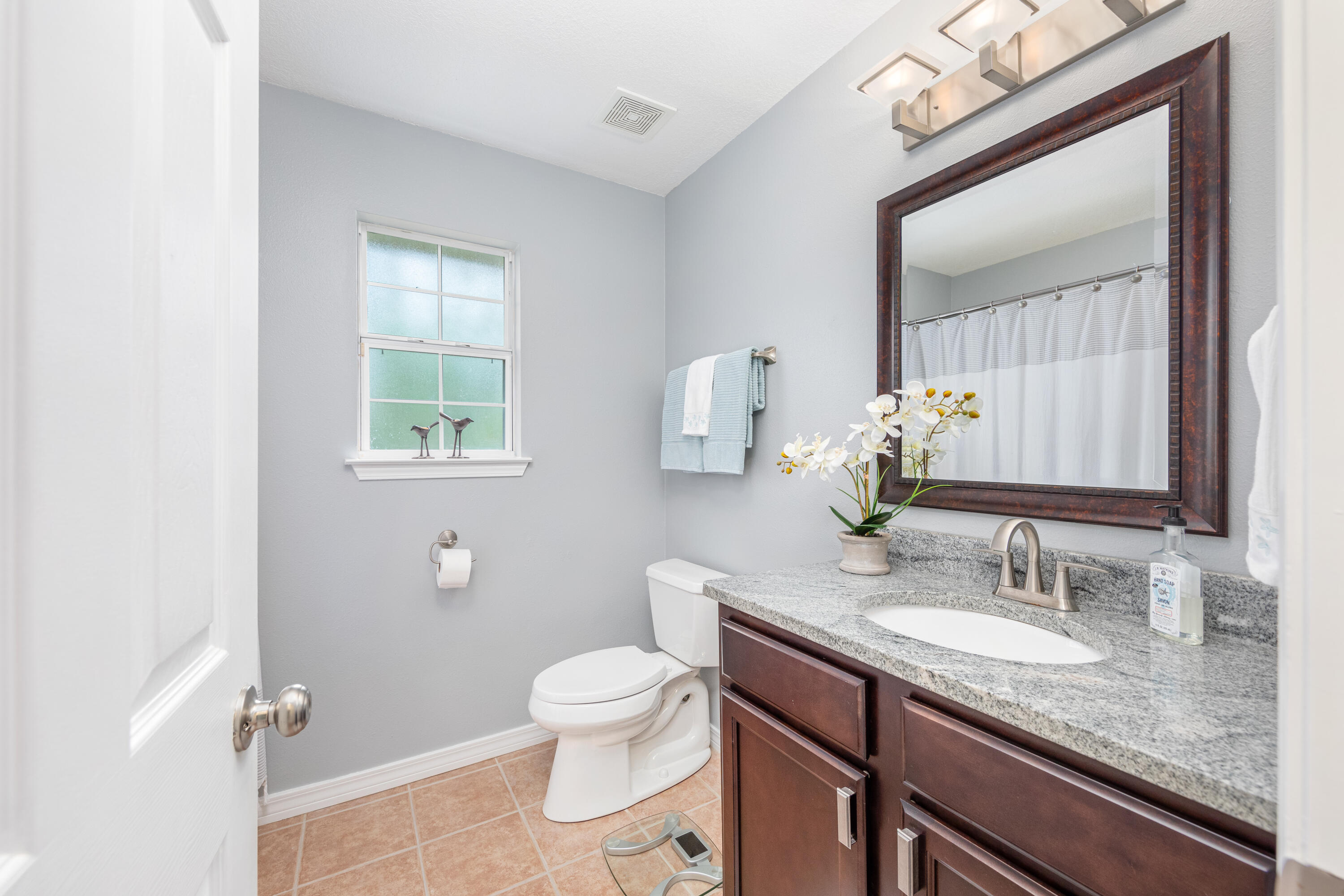 HOLLEY BY THE SEA - Residential