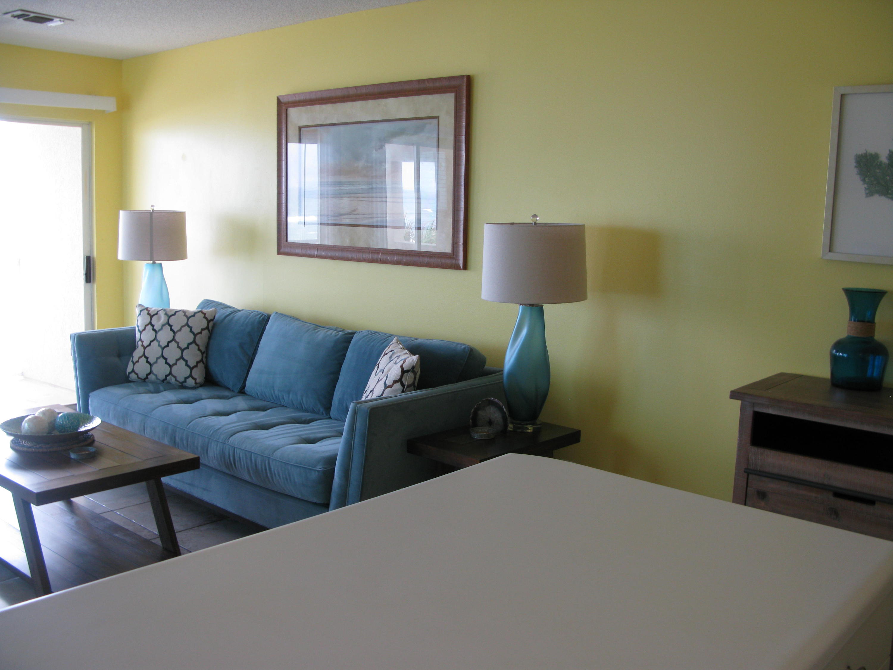 VERANDA CONDO - Residential