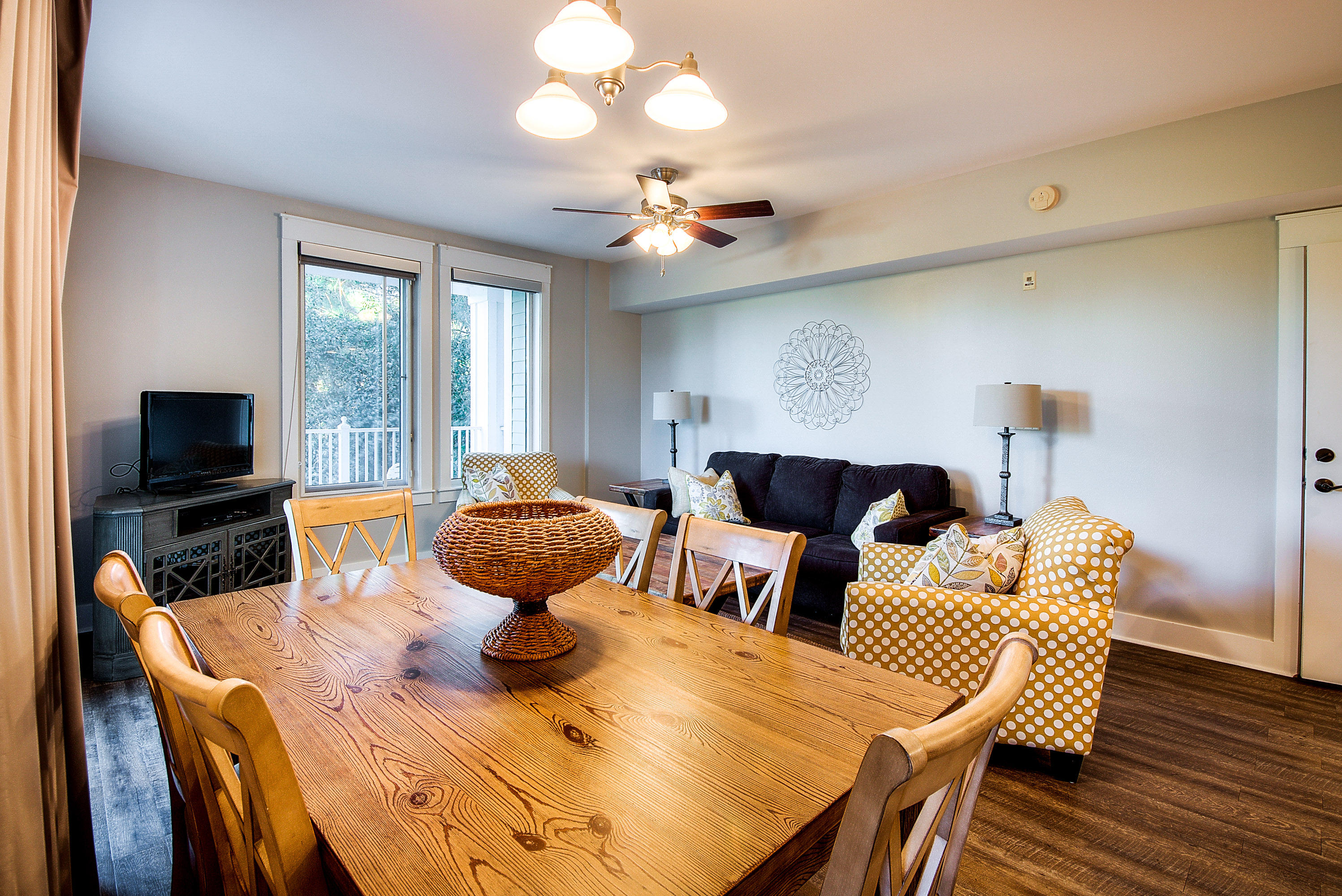 PILOT HOUSE - Residential