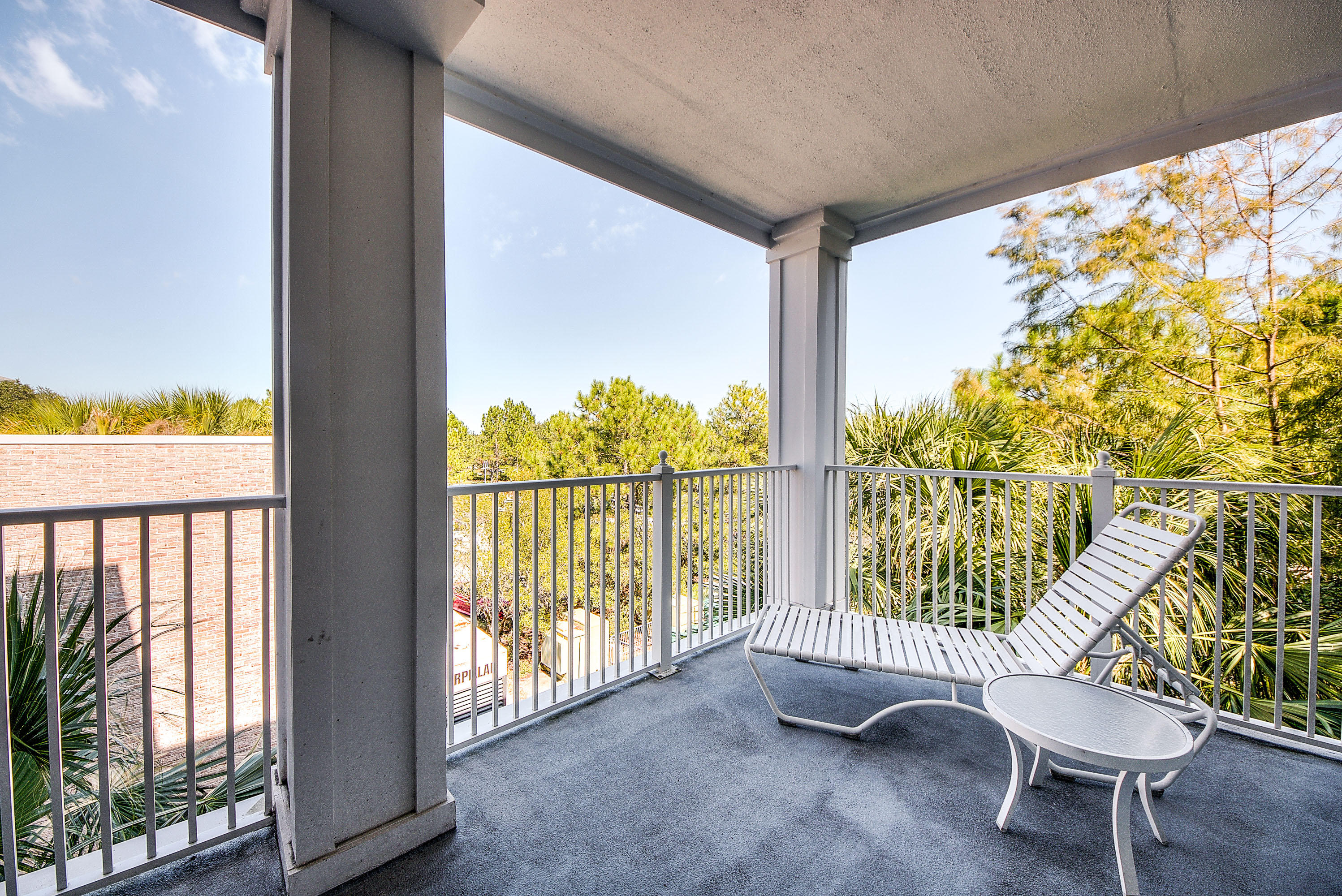 PILOT HOUSE - Residential