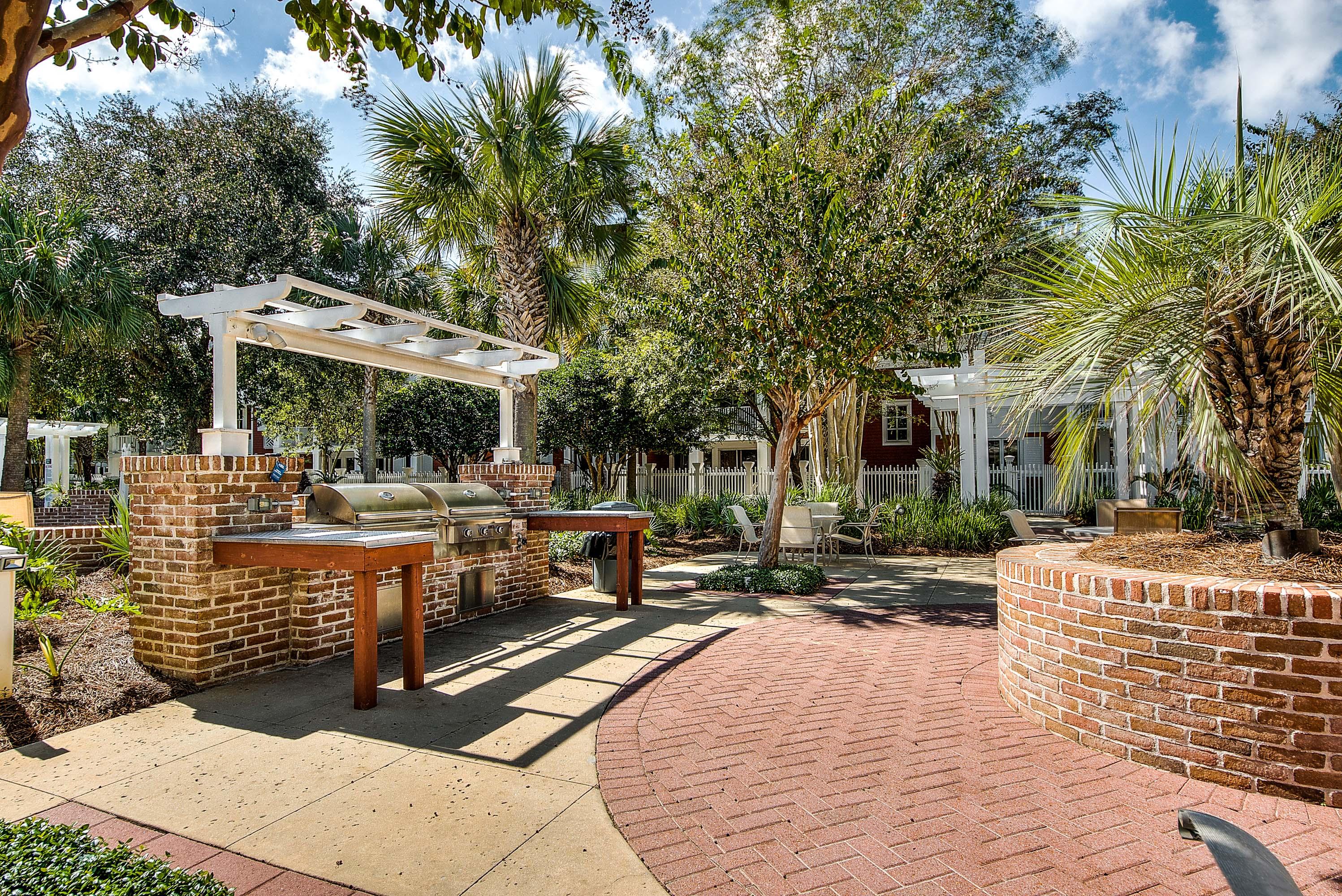 PILOT HOUSE - Residential