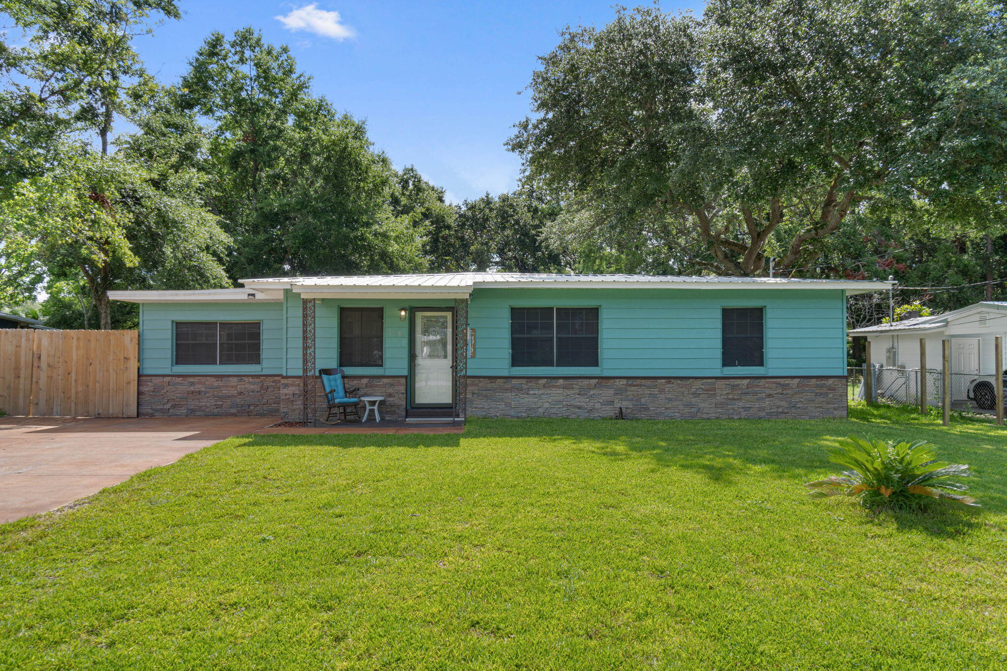 Prime locationa'just 2 miles from beach access! Welcome to your freshly remodeled 3-bedroom, 1-bath home in Ft. Walton Beach. Perfectly situated adjacent to downtown, this property offers comfort and convenience. Inside, enjoy a modern kitchen with brand-new appliances, countertops, and cabinets, plus easy-to-maintain laminate flooring and fresh paint throughout. Outside, relax in a spacious, fully landscaped yard with irrigation, and a large patio deck, complete with a hot-and-cold outdoor shower. AS IS washer and dryer available for added convenience. Furnished optional. NO smoking. 600 minimum FICO credit score required in addition to meeting rental criteria. Pets allowed upon approval with a non-refundable pet fee and with a Petscreening.com report. All applicants are required to complete an application on PetScreening.com regardless of if they own a pet or not.  Applicants with an ESA are also required to complete the application.

We also offer a security deposit waiver option for tenants such that they do not have to pay a security deposit upfront. Terms and conditions apply. Review addenda for details.

Fees Required once an application is approved include, but may not be limited to: Security Deposit, Non-Refundable Fees (cleaning and rekey), $20 Certified Mail Fee, and Pet Fees (when applicable). 