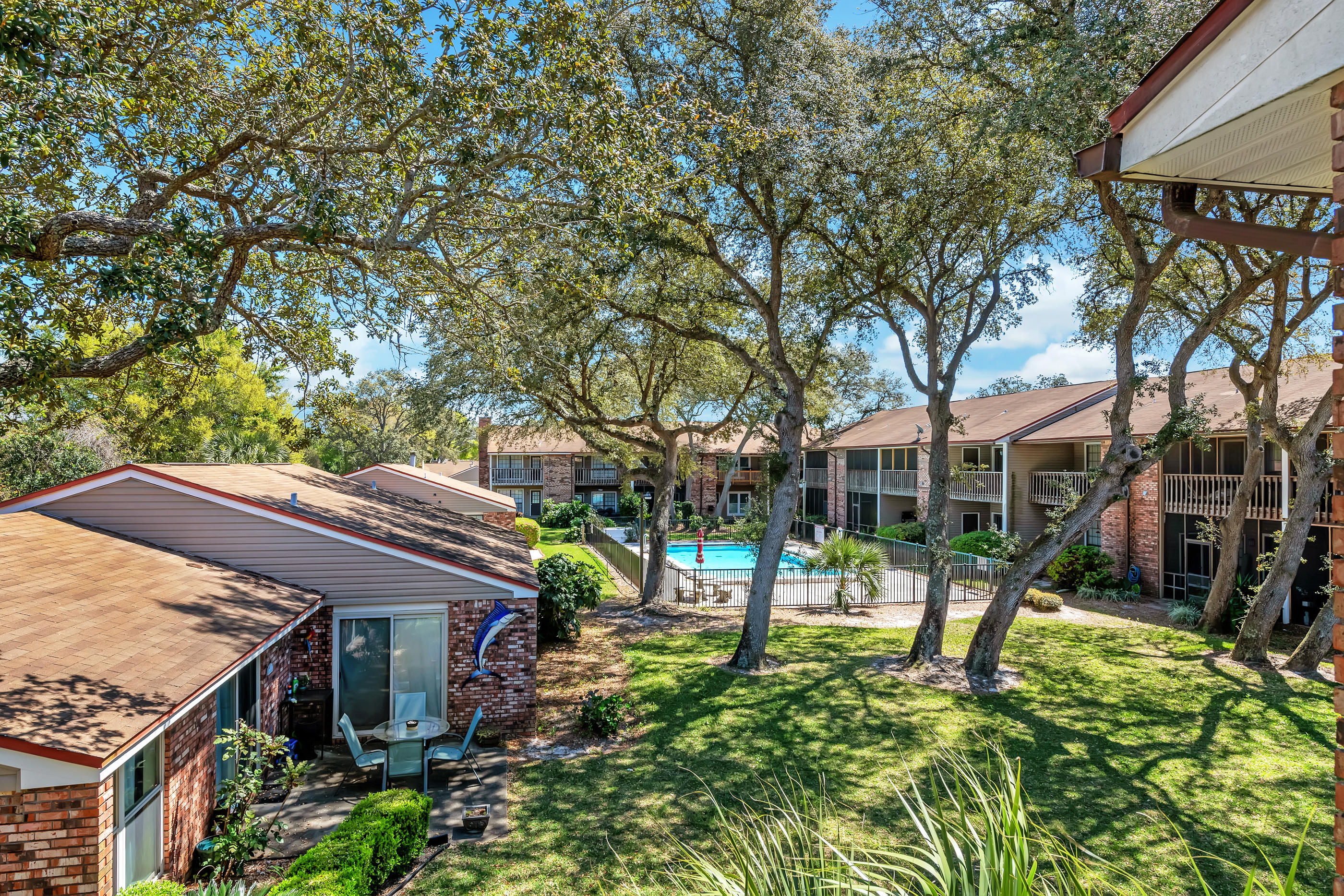 GARDEN VILLAS PH 1 - Residential