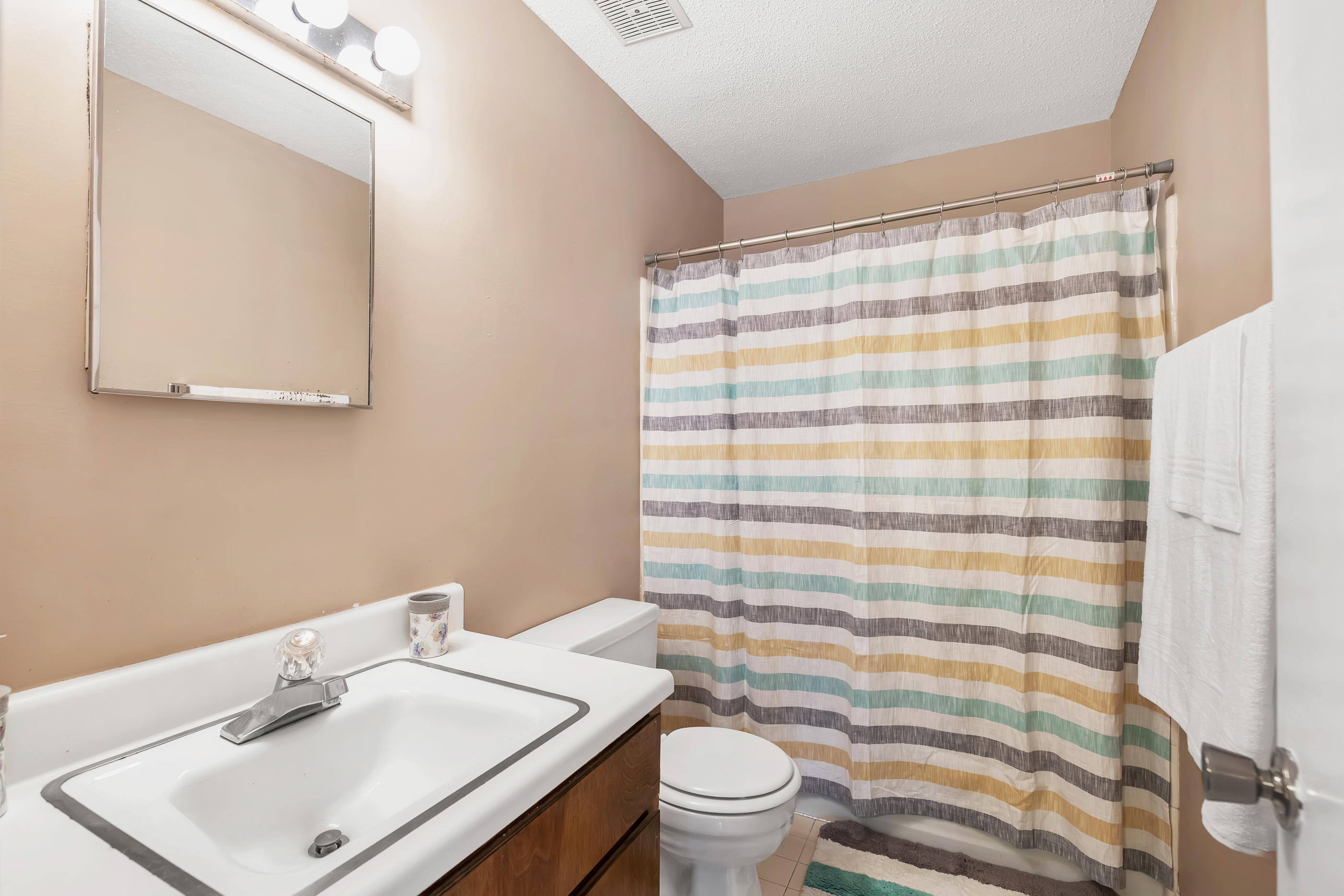 GARDEN VILLAS PH 1 - Residential