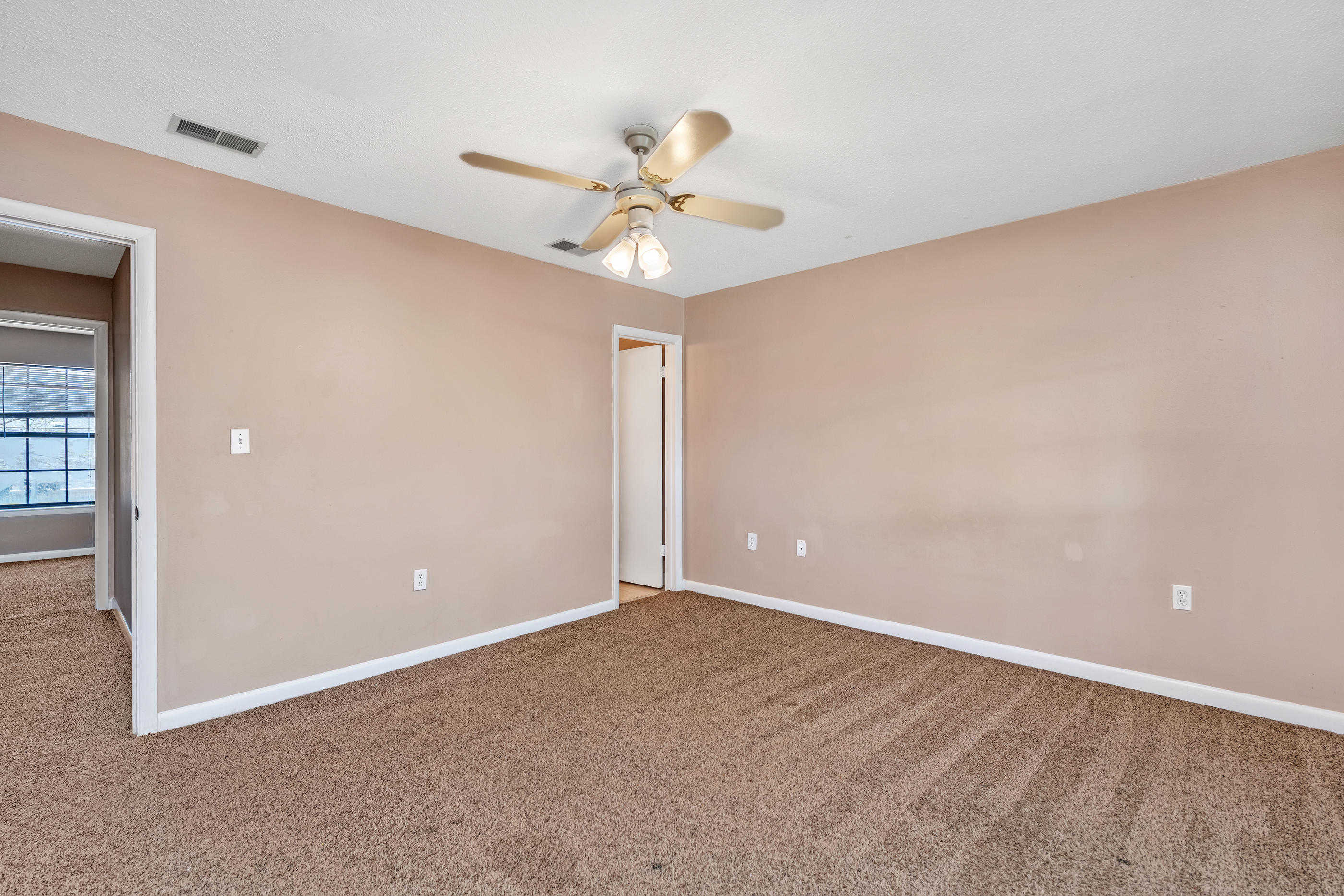 GARDEN VILLAS PH 1 - Residential