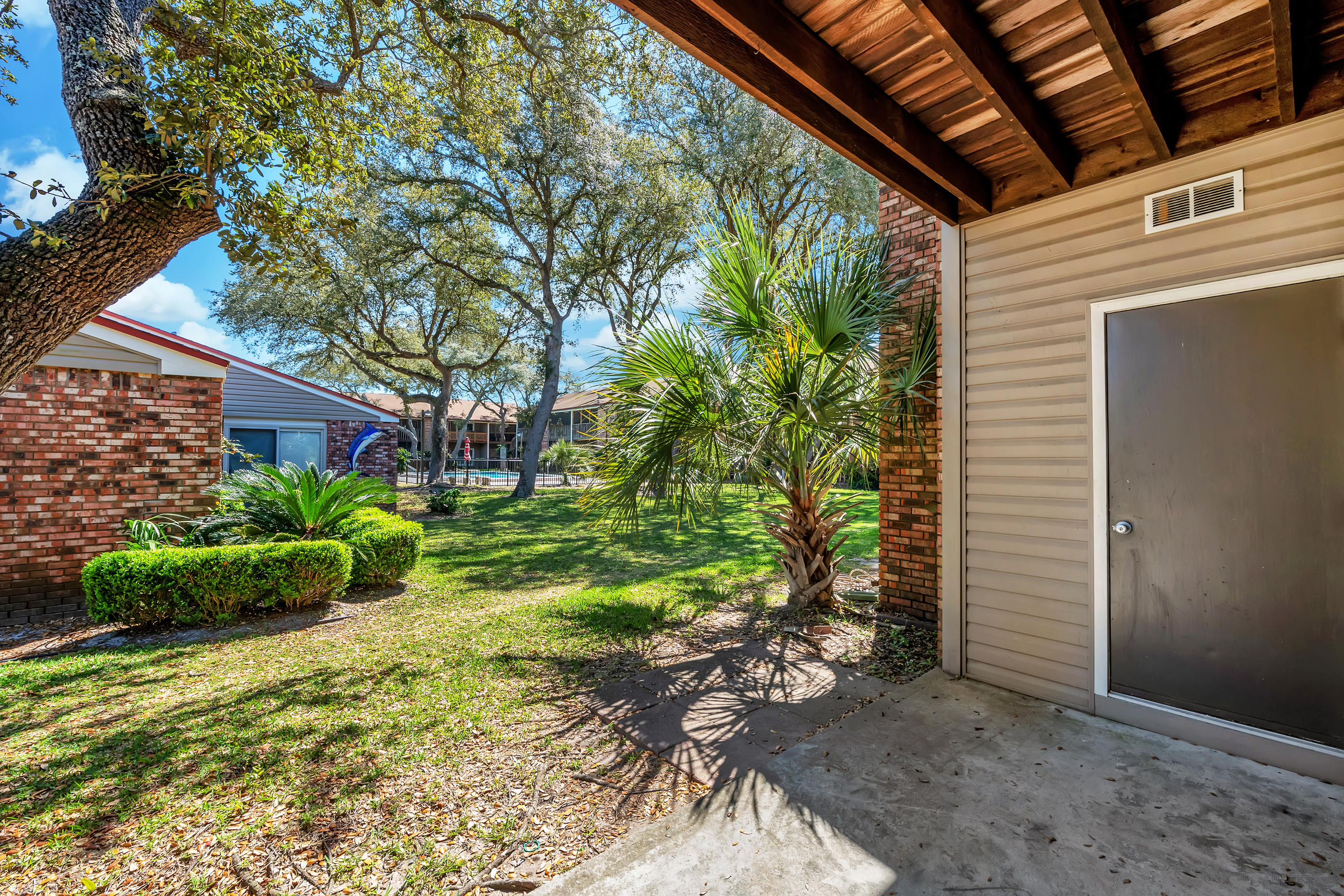 GARDEN VILLAS PH 1 - Residential